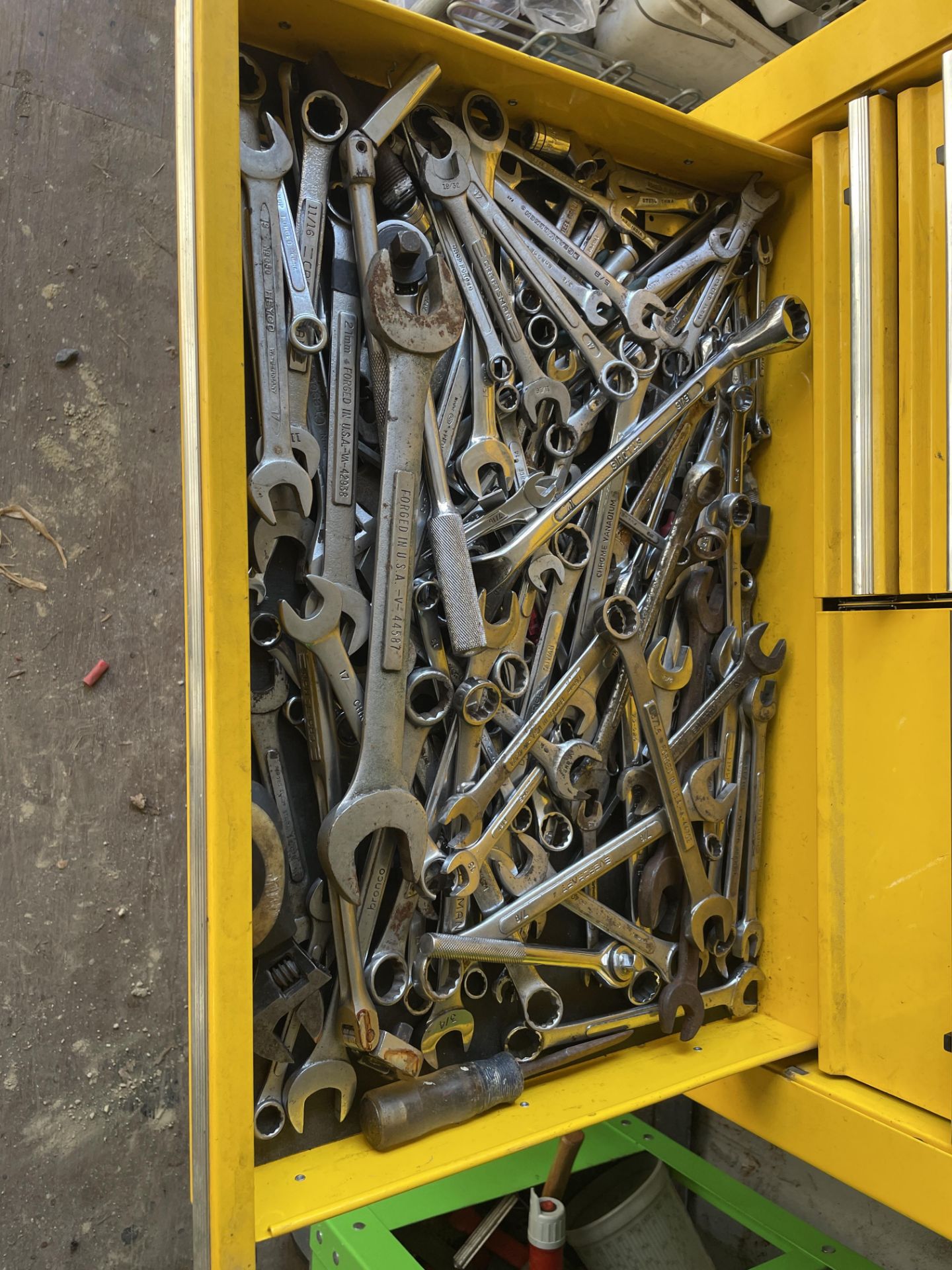 US General Port 5 Drawer Tool Box, Contents Included (Yellow) - Image 4 of 5