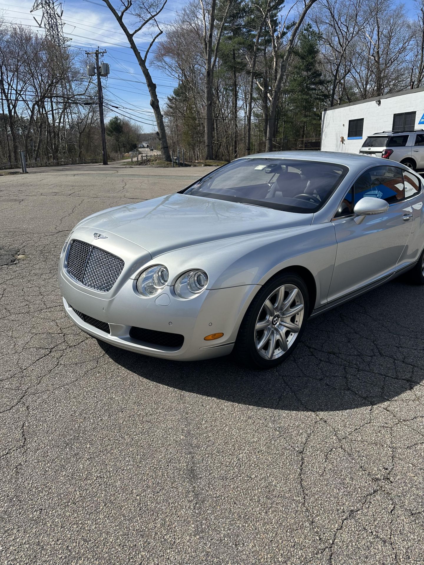 2005 Bentley Continental GT Coupe, Odom: 14,600, VIN#: SCBCR63W35C029782 - Image 4 of 24