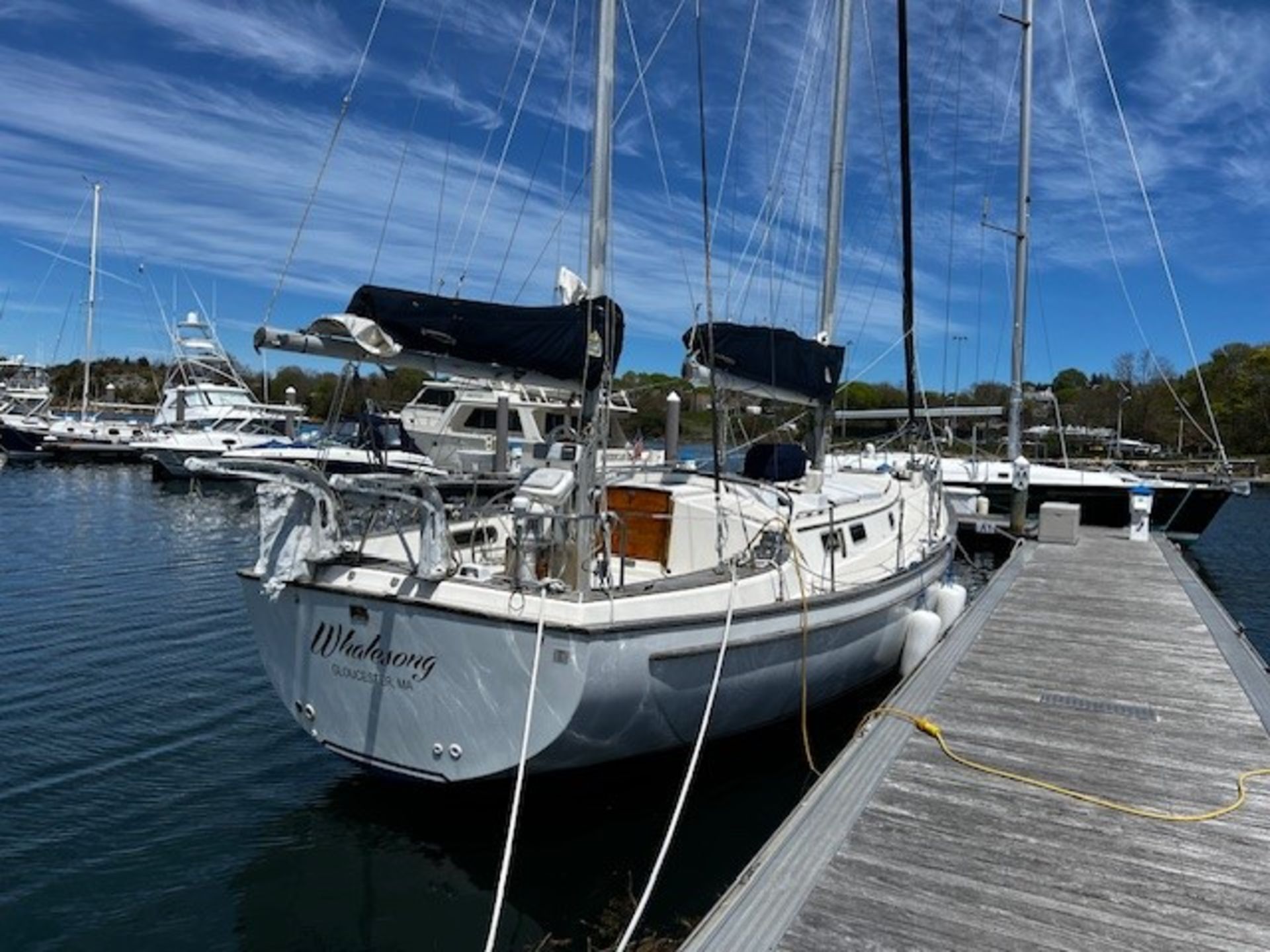 1980 Pearson 424, 42'4" Fiberglass Sailboat w/Galley, Head, & Sleeping Quarters SEE DESCRIPTION FOR - Image 6 of 12