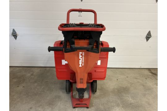 2022 Hilti TE-2000-22 Battery Powered Jackhammer w/(4) Hilti B22-255 LI-ion batteries (2) Hilti - Image 1 of 7