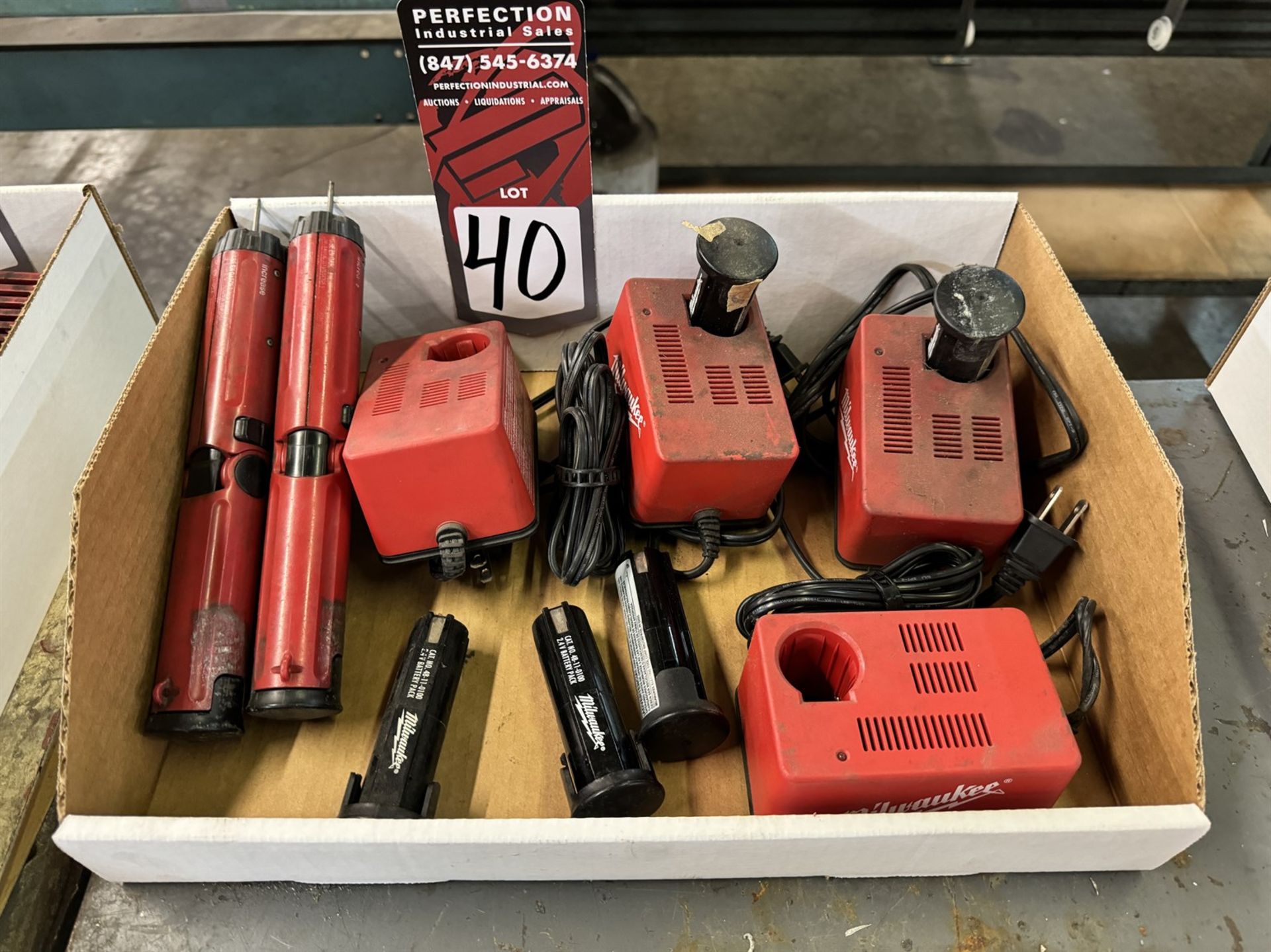 Lot Comprising (2) MILWAUKEE Cordless Screwdrivers w/ Battery and Charger (Machine Shop)