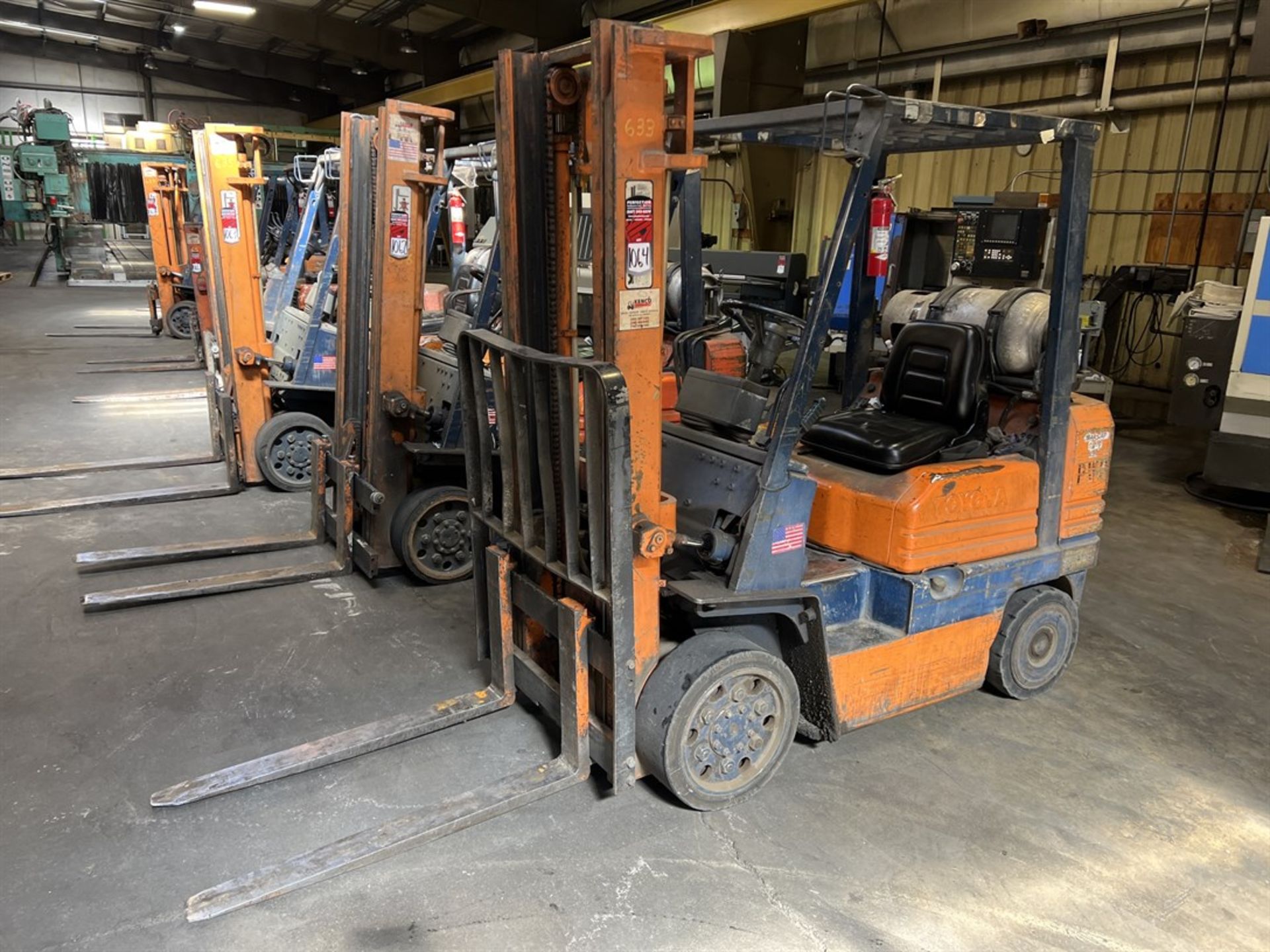 TOYOTA 5FGC25 LP Forklift, s/n 5FGC25-13715, 5000 Lb Capacity, 2-Stage Mast, OH Protection (