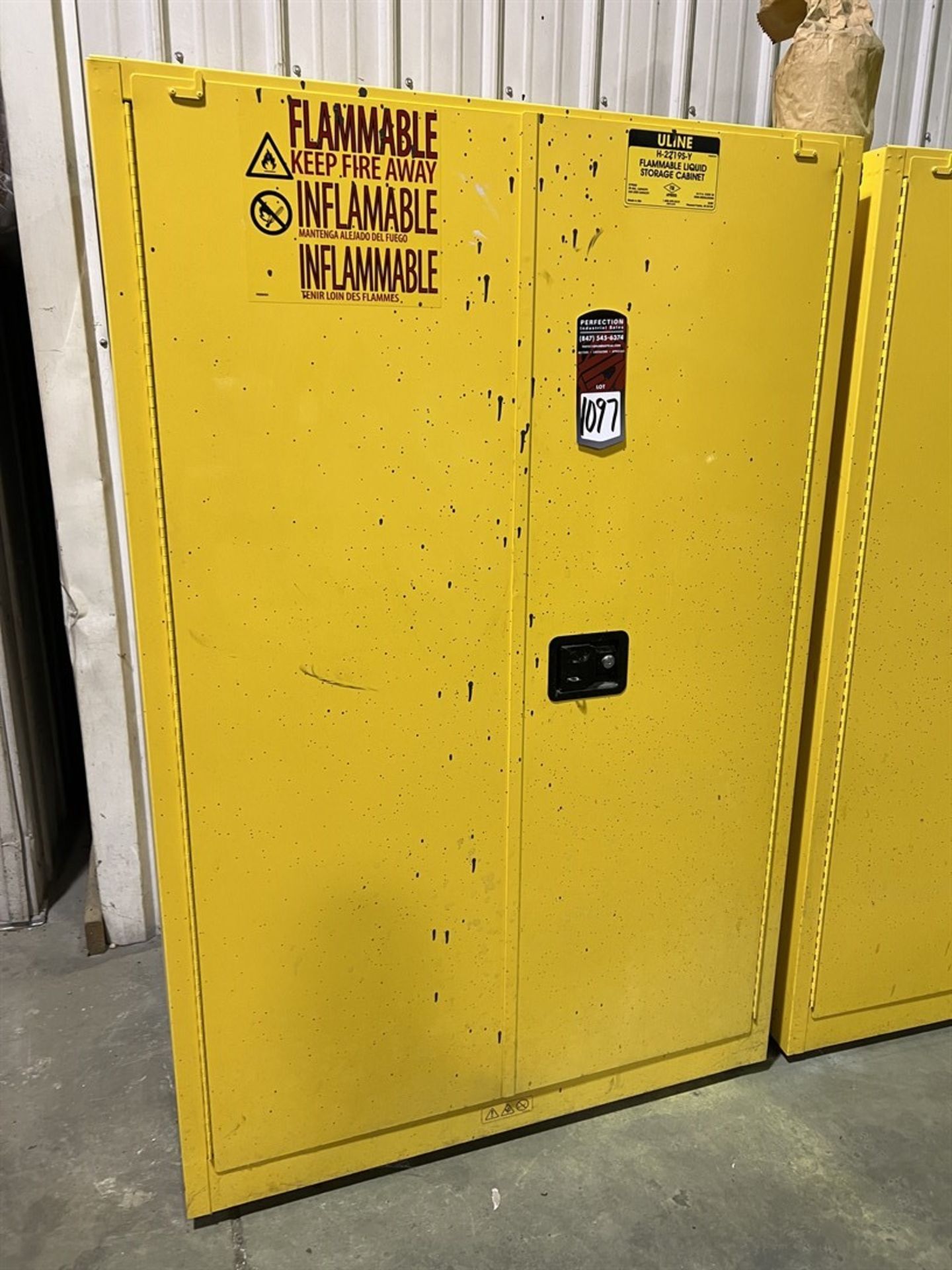 ULINE H-2219S-Y 90 Gallon Flammable Liquids Storage Cabinet (Wing Shop)