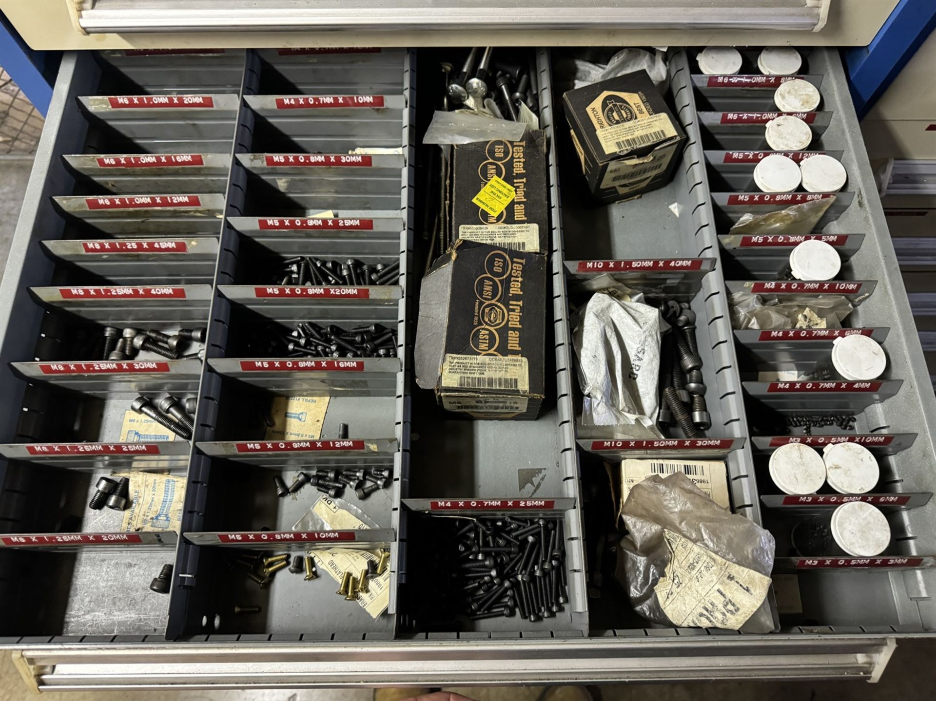 STANLEY VIDMAR 11-Drawer Modular Tool Cabinet w/ Large Assortment of Fasteners, 59" - Image 3 of 7