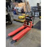 DAYTON 11K275 Skid Lifter, 2200 lb Capacity (Machine Shop)