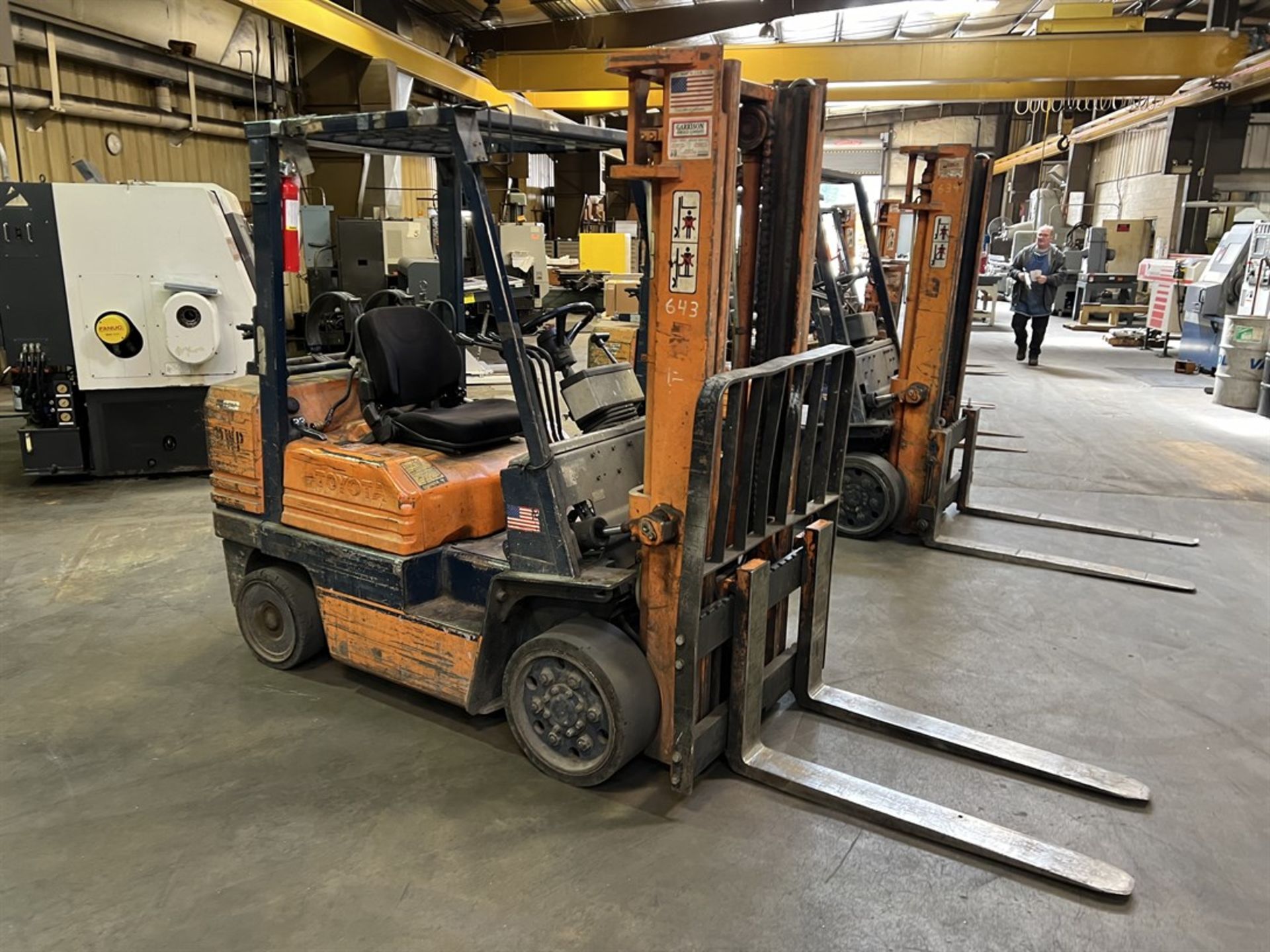 TOYOTA 5FGC30 LP Forklift, s/n 5FGCU30-70315, 6000 Lb Capacity, 2-Stage Mast, OH Protection (Machine - Image 3 of 10