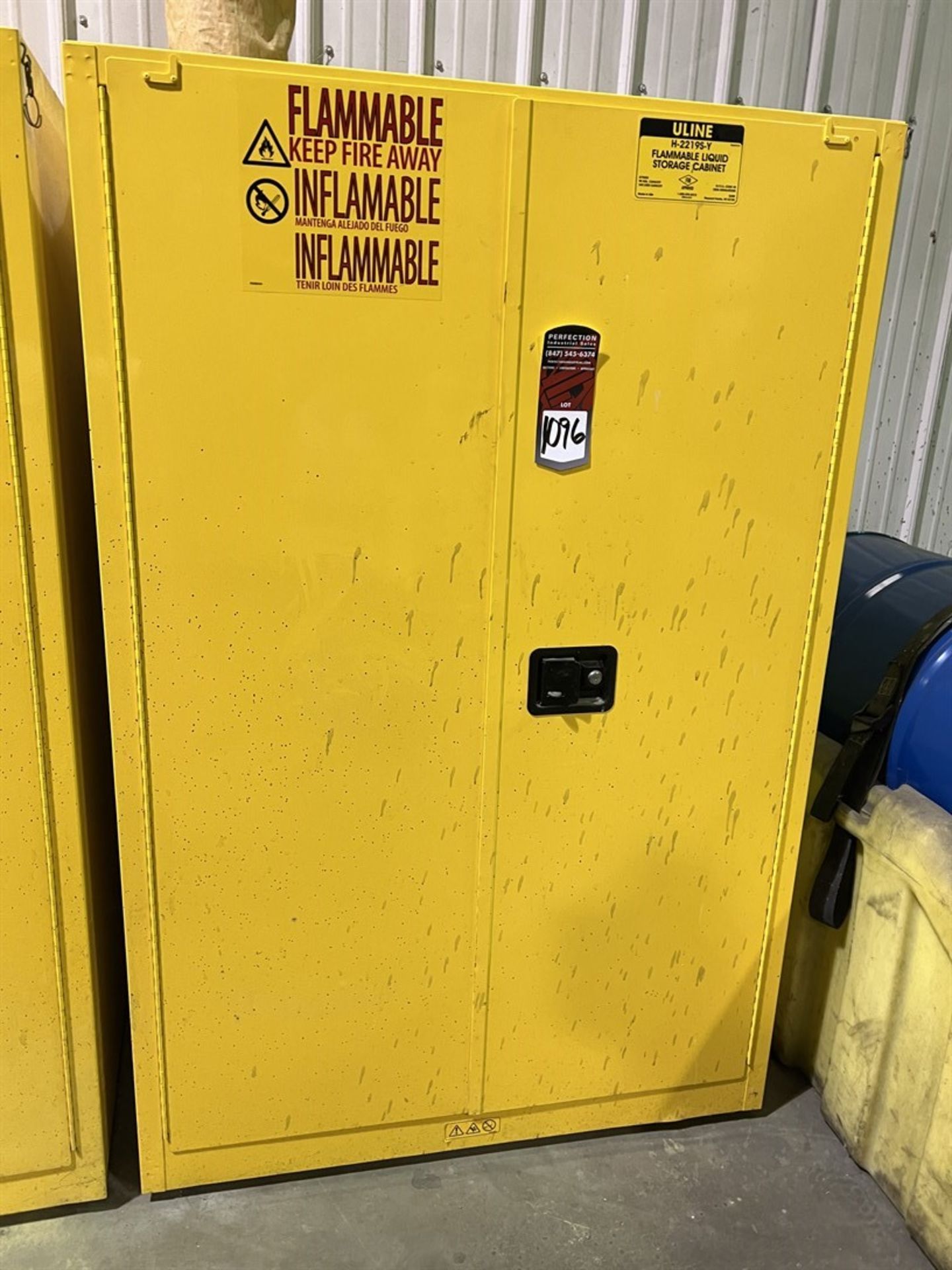 ULINE H-2219S-Y 90 Gallon Flammable Liquids Storage Cabinet (Wing Shop)