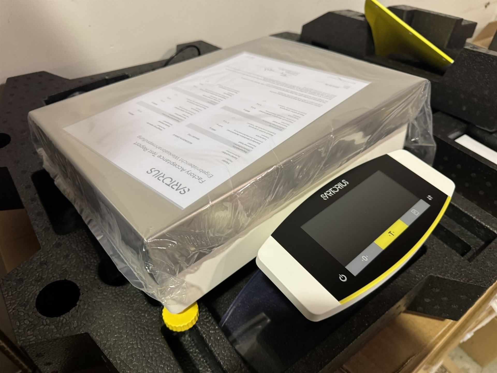 SARTORIUS Cubis MCE36201S Digital Benchtop Scale, (NEW IN BOX) - Image 3 of 4