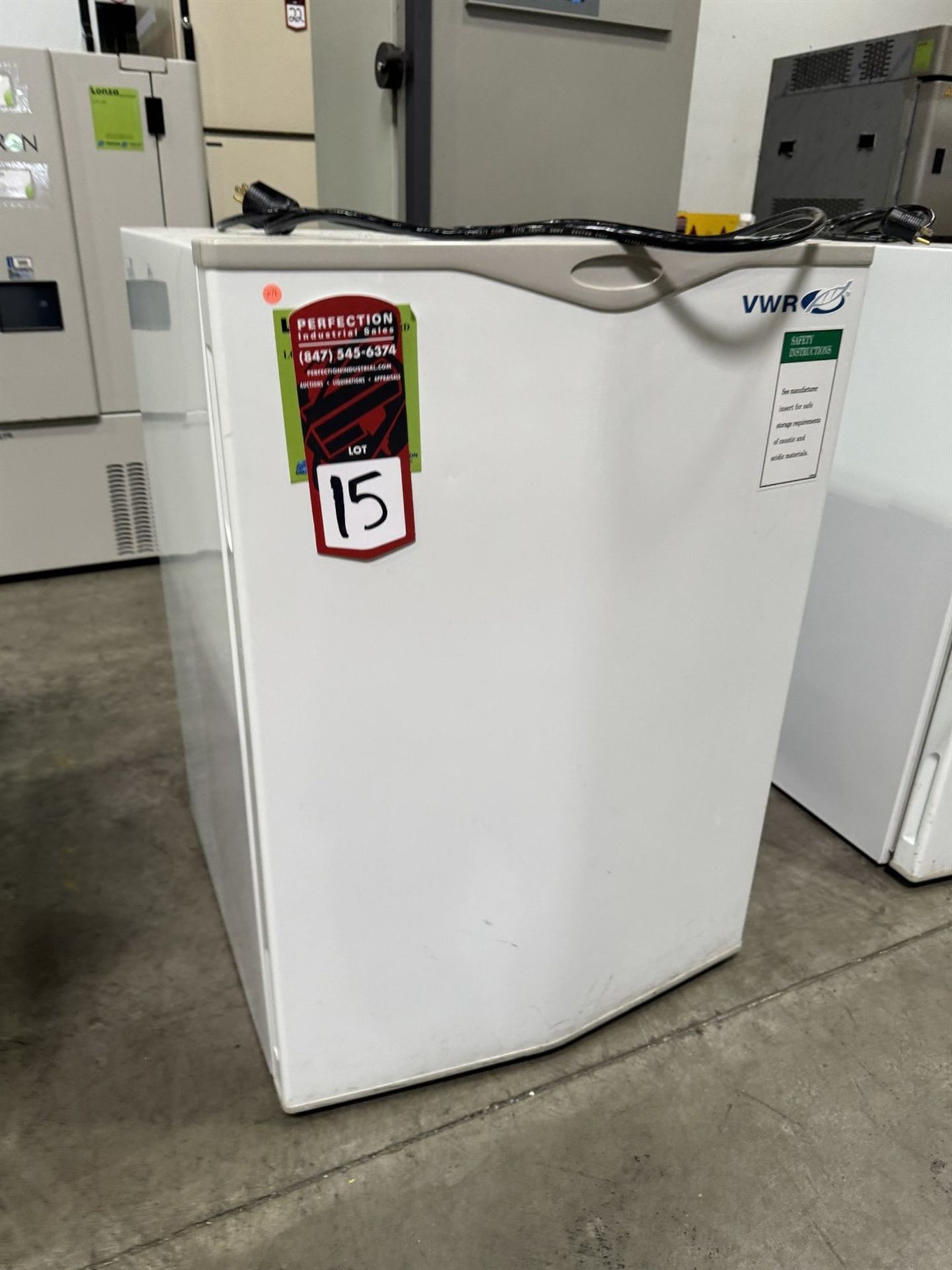 VWR KENDRO LAB R406GA15 Lab Refrigerator, s/n Y12N-603891-YN