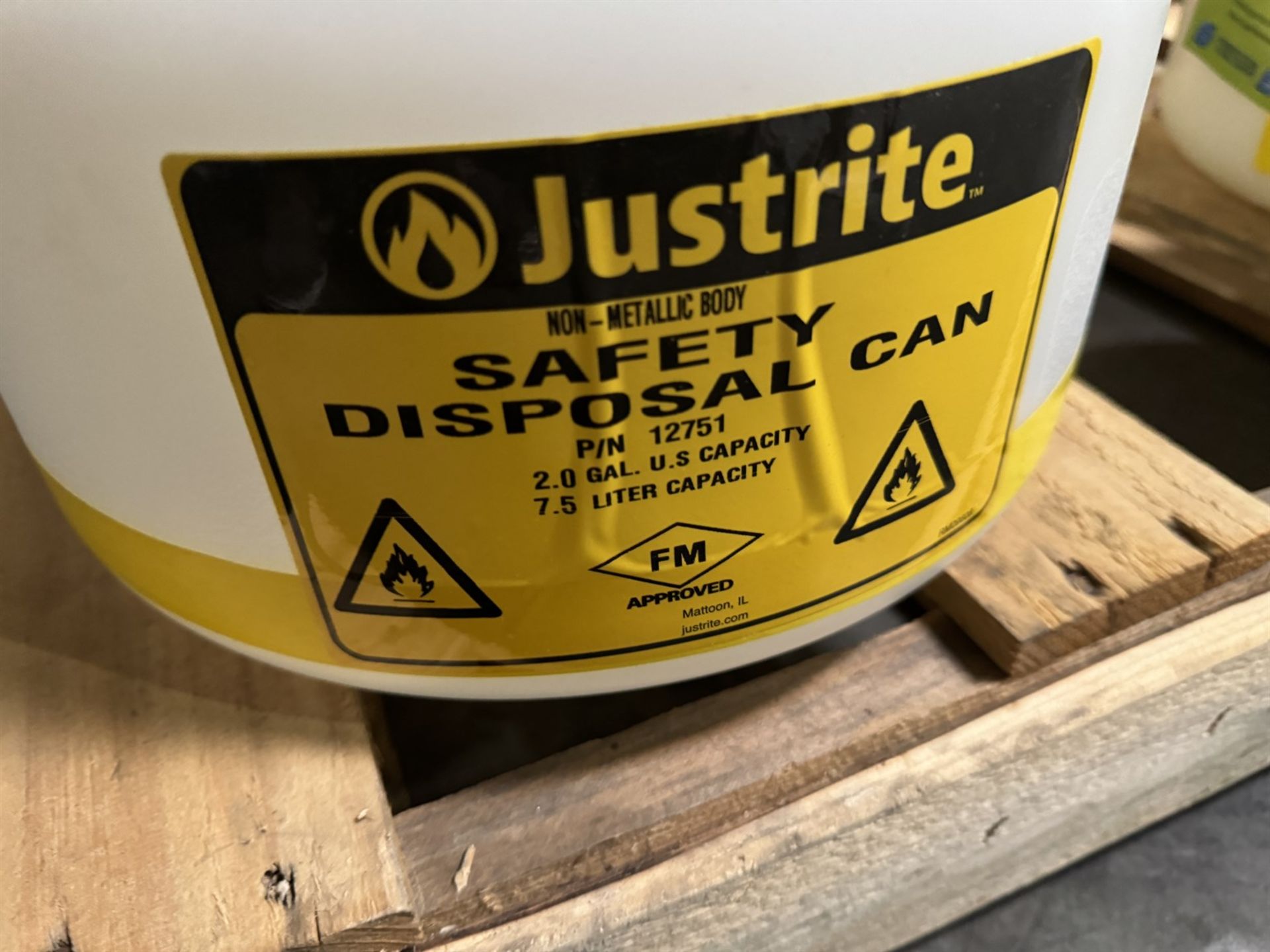 Lot of (7) JUSTRITE Non-Metallic Body 2 Gallon Safety Disposal Cans w/ JUSTRITE Oily Waste Can - Image 3 of 3