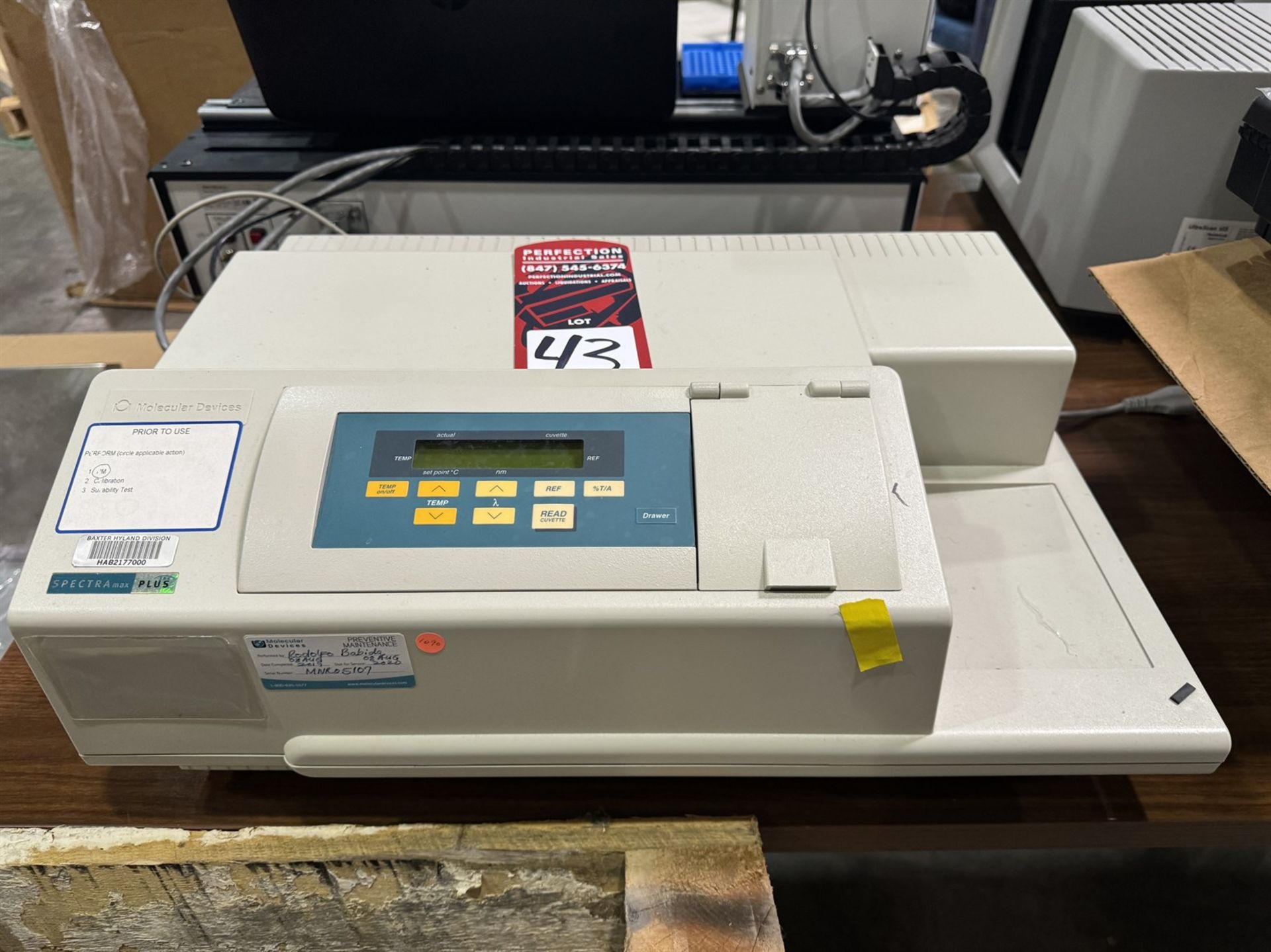 MOLECULAR DEVICES Spectra Max 384 Plus Microplate Spectrophotometer, s/n na