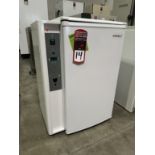 VWR SHEL LAB 2005 Lab Refrigerator, s/n 1100503