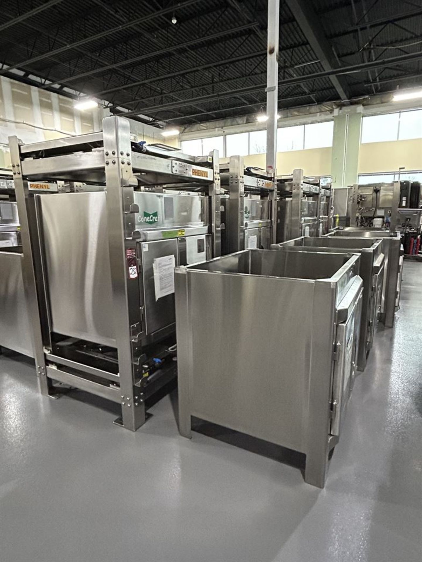 (8) THERMO SCIENTIFIC HYCLONE SMARTAINER II 1000L Bioprocess Container (Location: Portsmouth, NH)