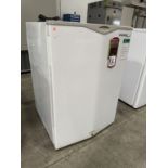 VWR KENDRO LAB R406GA15 Lab Refrigerator, s/n Y12N-603892-YN