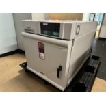 FISHER SCIENTIFIC 6858 Isotemp Incubator, s/n 127523-819, 2.5 Cu/ FT