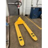 ULINE H-1043 Pallet Jack