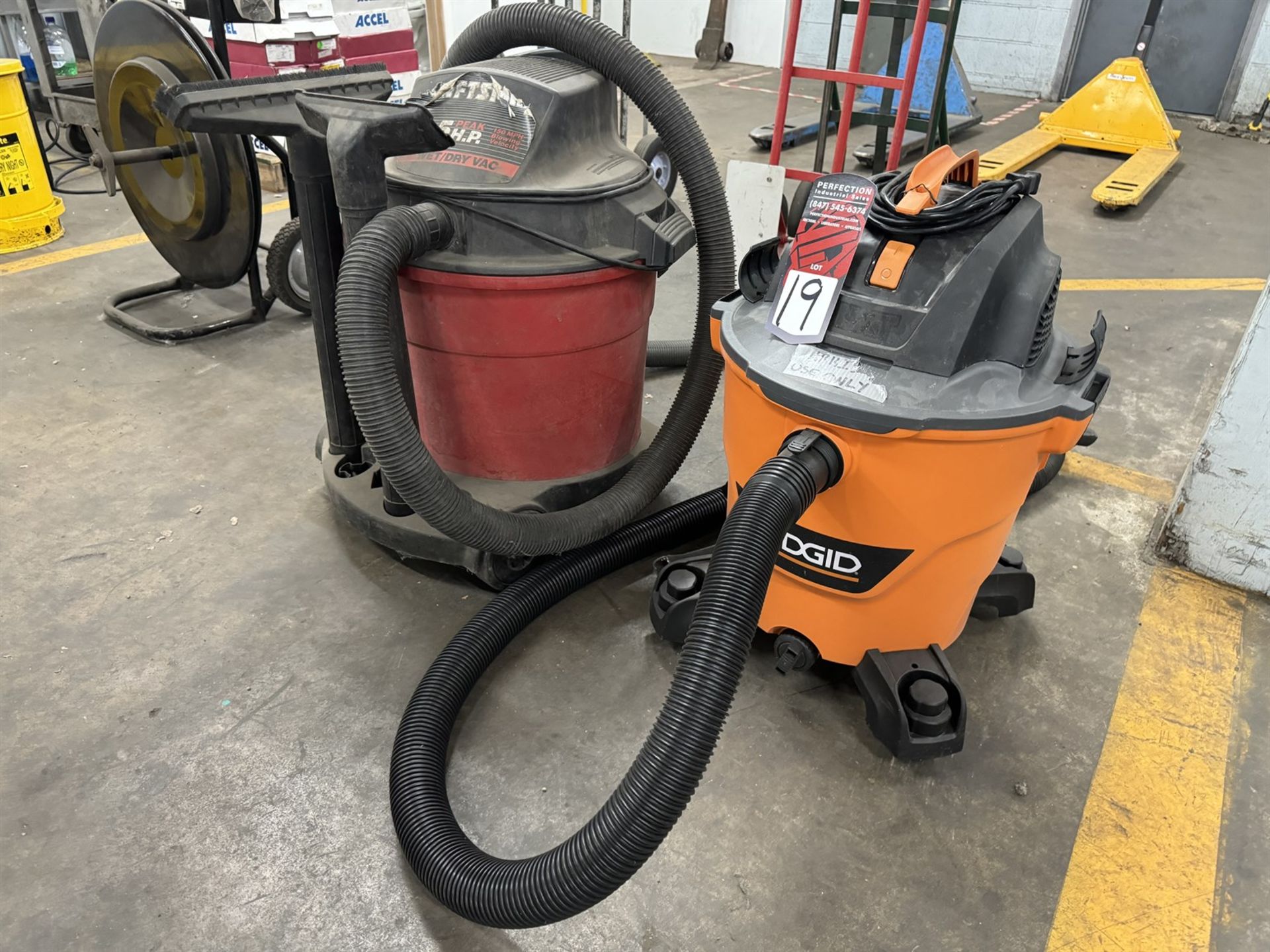 Lot Comprising RIDGID HD12000 and CRAFTSMAN 5.5 HP Shop Vacuums - Image 2 of 2