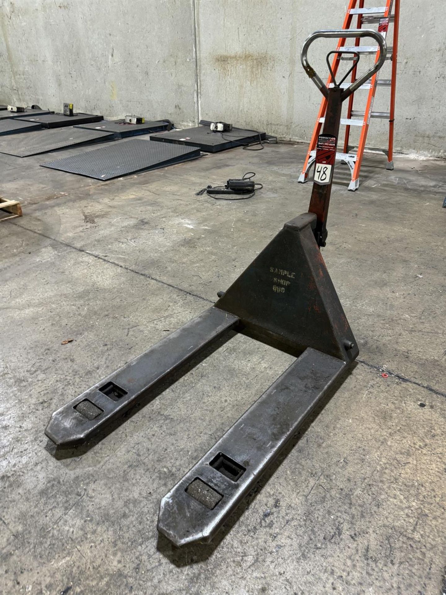 Unknown Make 36" Pallet Jack