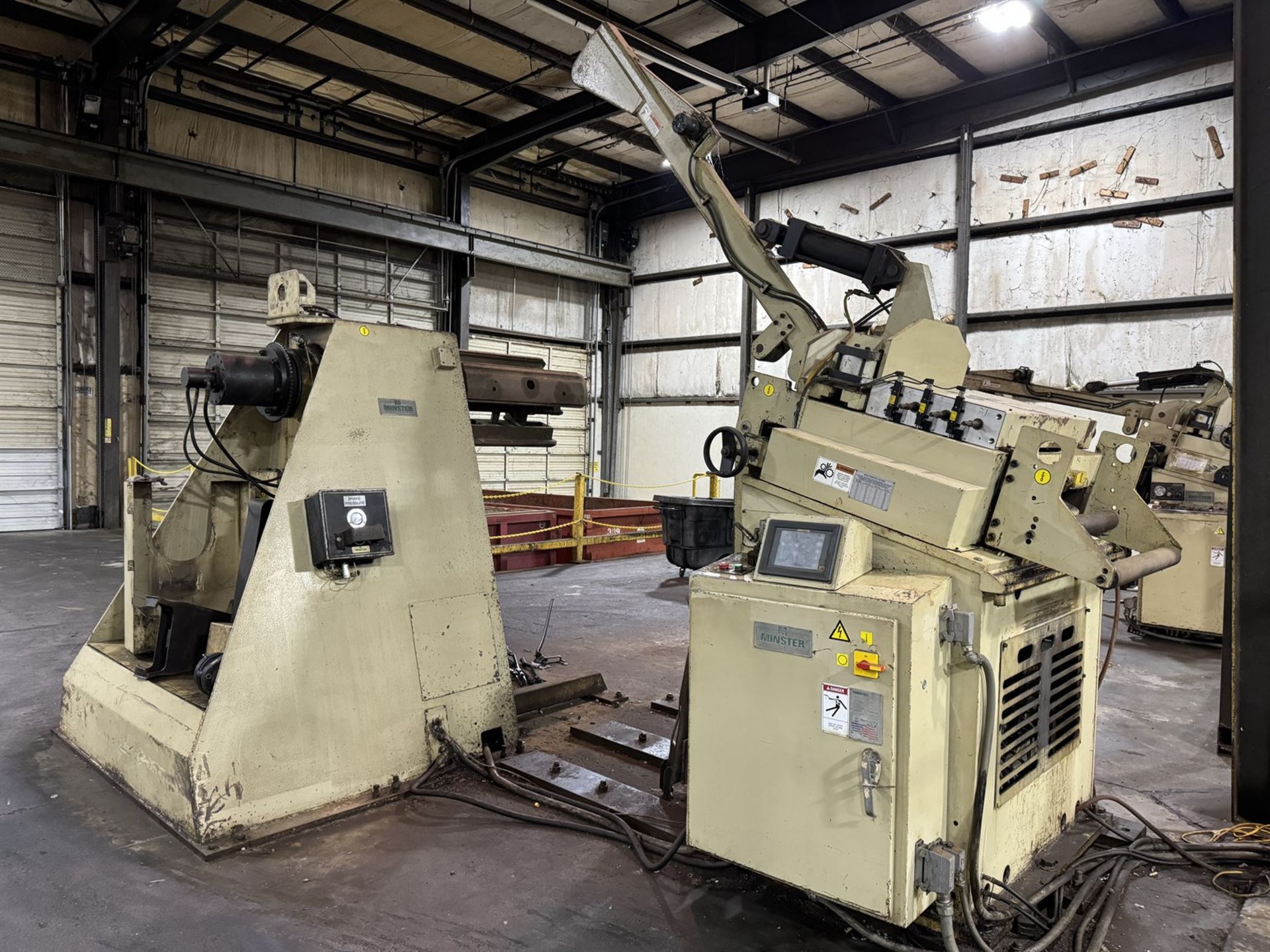 1999 MINSTER 15,000 lb.x 26”x .350” Servo Feed Line, w/ MEF5-26S Servo Feed, s/n 18-50877, MTT12-26S - Image 8 of 19