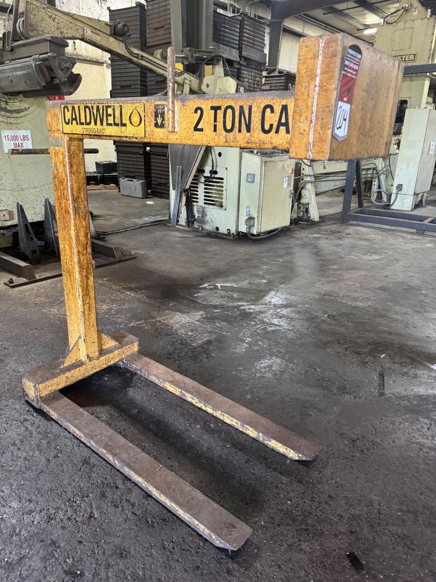 CALDWELL 90-2-48 Fixed Forks Pallet Lifter, s/n 03-44469-2, 2-Ton Capacity - Image 3 of 5