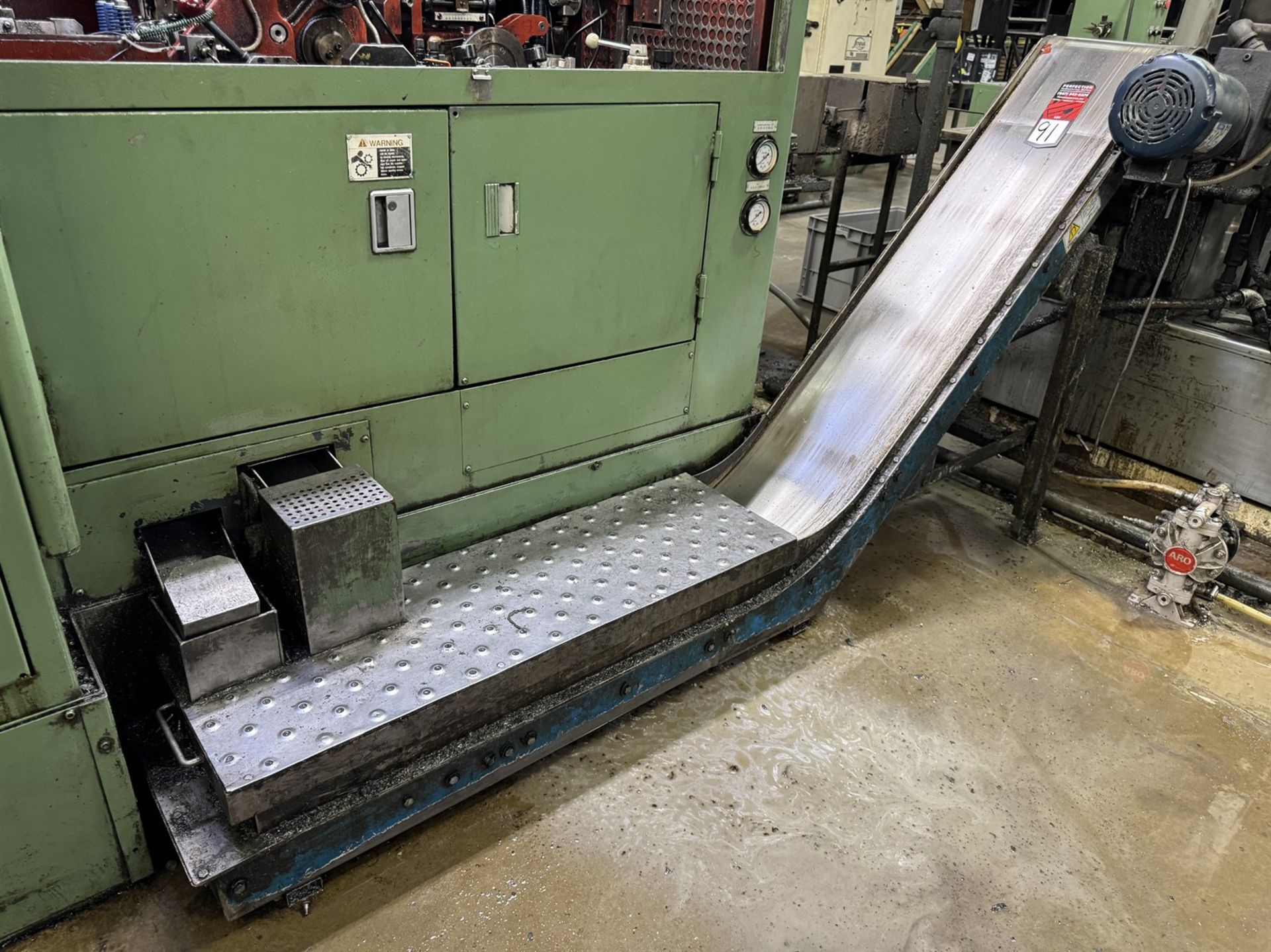 Unknown Make 12"W Incline Magnetic Parts Conveyor