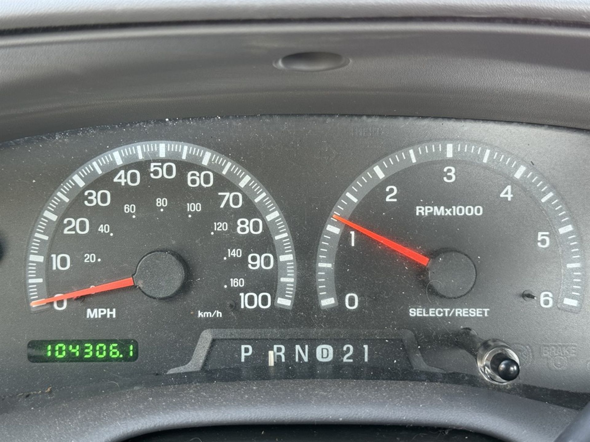 2003 FORD F150 Heavy Half Pickup Truck, VIN 1FTPF17L2YNB81023, 104306 Odometer Reading, NEW Engine - Image 9 of 12