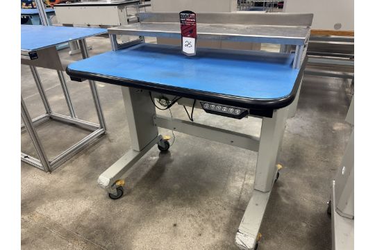 SOVELLA SPLA31 Ergonomic Work Bench w/ Mat - Image 2 of 3