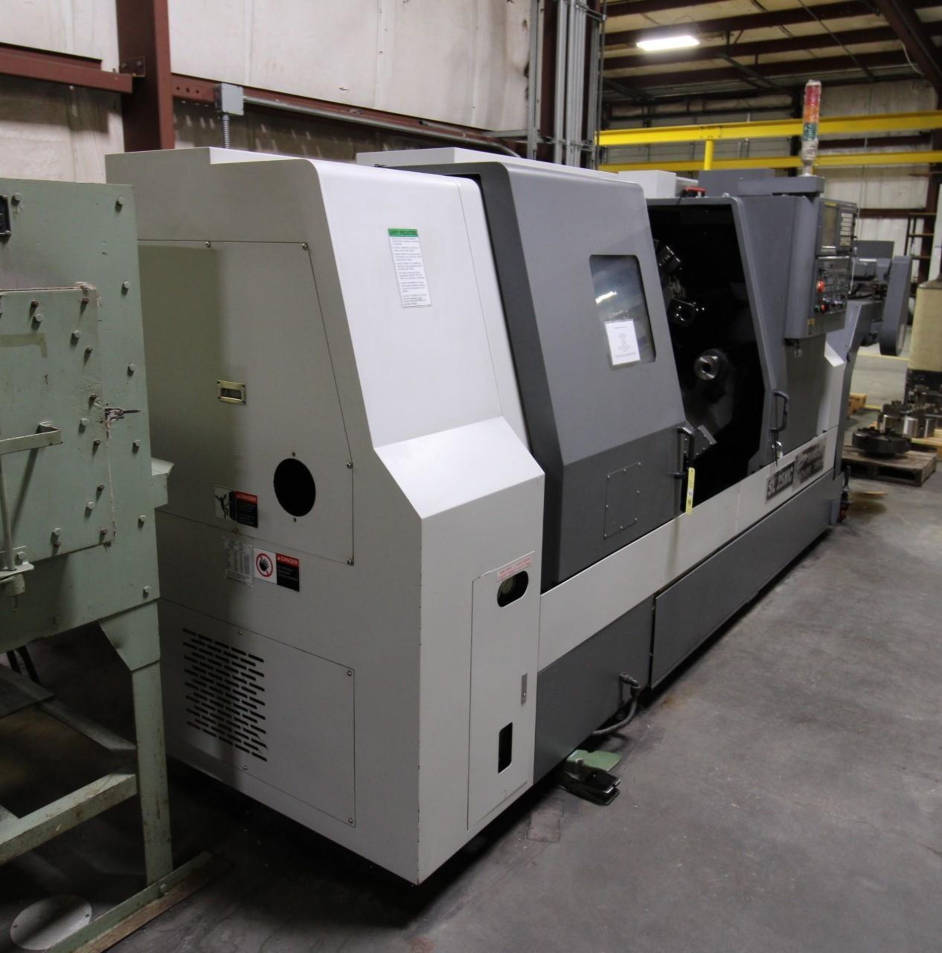 MULTI AXIS CNC MILLING CETER, SAMSUNG MDL. SL-25MC/1000, new 2011, installed in 2012, Fanuc Oi-TD - Image 2 of 15