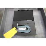 O.D. MICROMETER, MITUTOYO MDL 118-116, 0 to 1" dia., deep throat, w/ case
