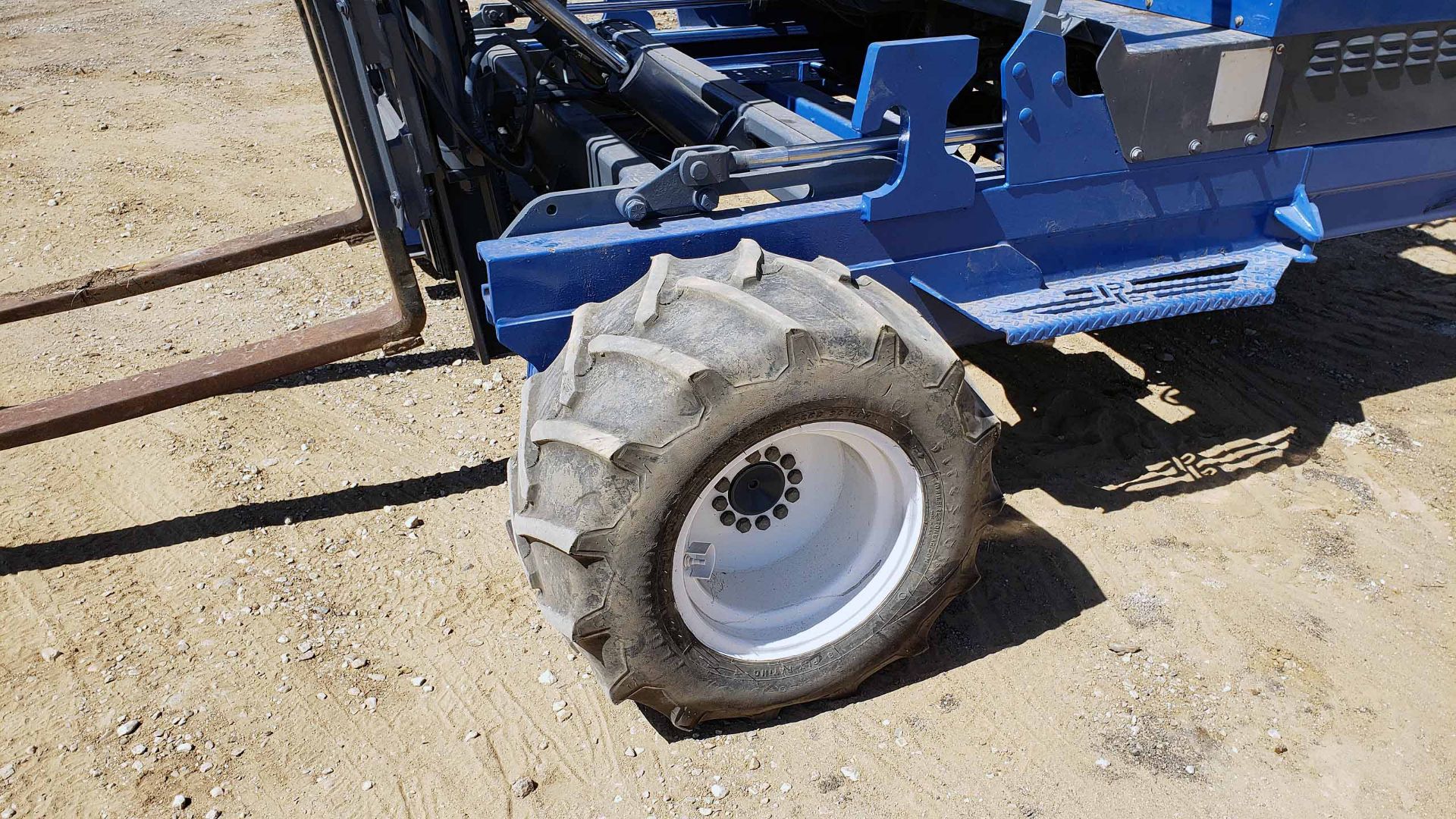 DIESEL FORKLIFT, PRINCETON 5,000-LB. BASE CAP. MDL. PB50, Cat 3024 diesel engine, 103” 2-stage mast, - Image 10 of 11