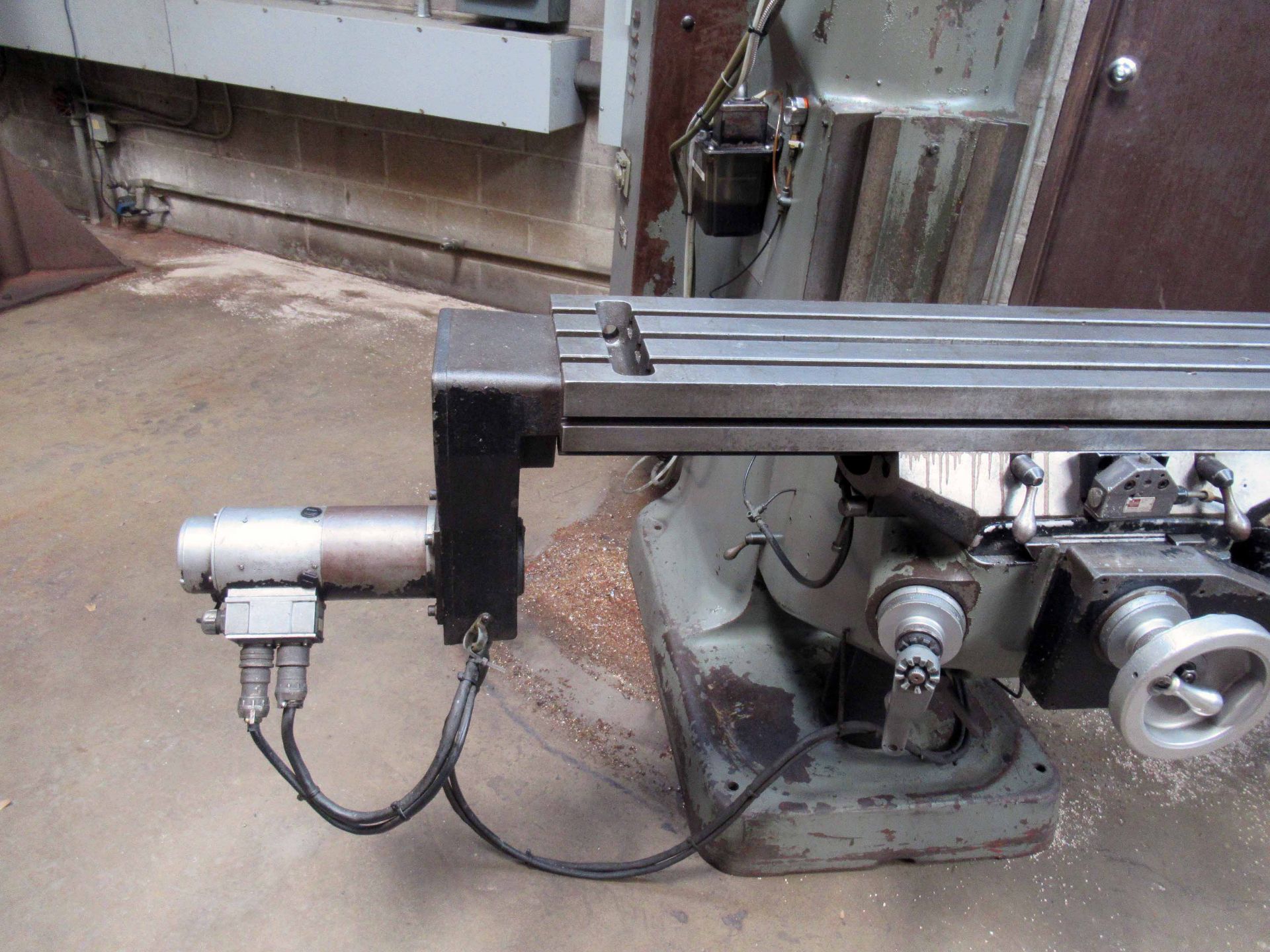 CNC BED MILL, BRIDGEPORT EZ TRAK SX, Ex Tran control, 9" x 48" tbl. size, pwr. draw bar, 4" riser ( - Image 4 of 6