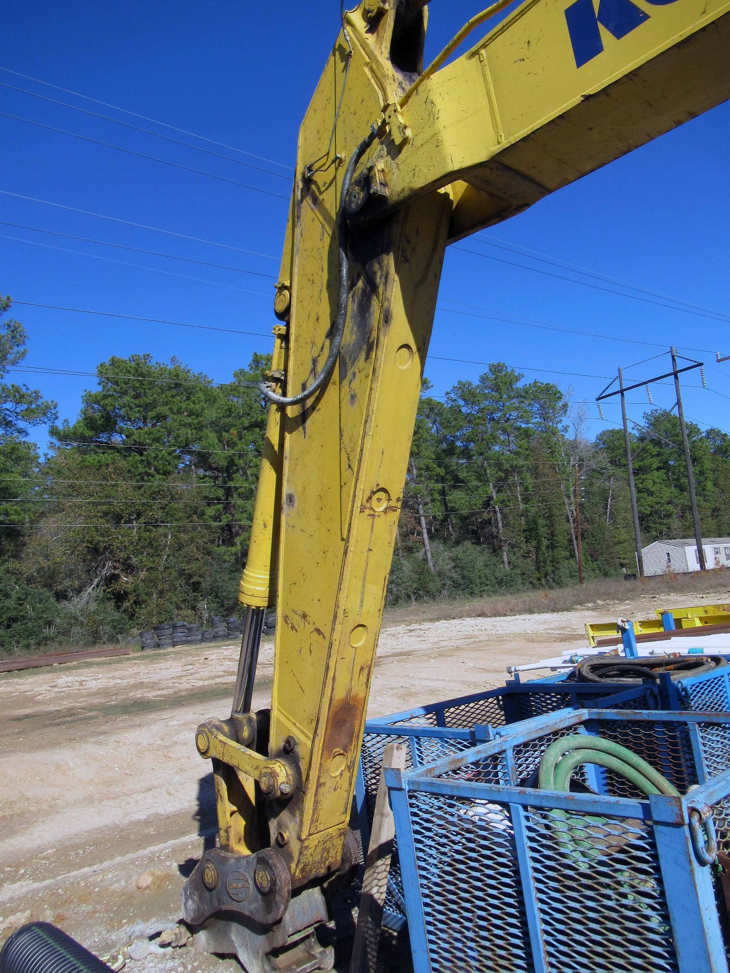 CRAWLER EXCAVATOR, 2020 KOMATSU MDL. PC490LC-11, Asset No. EX48, w/ bucket, 4,119 H.O.M., S/N A42028 - Image 5 of 11