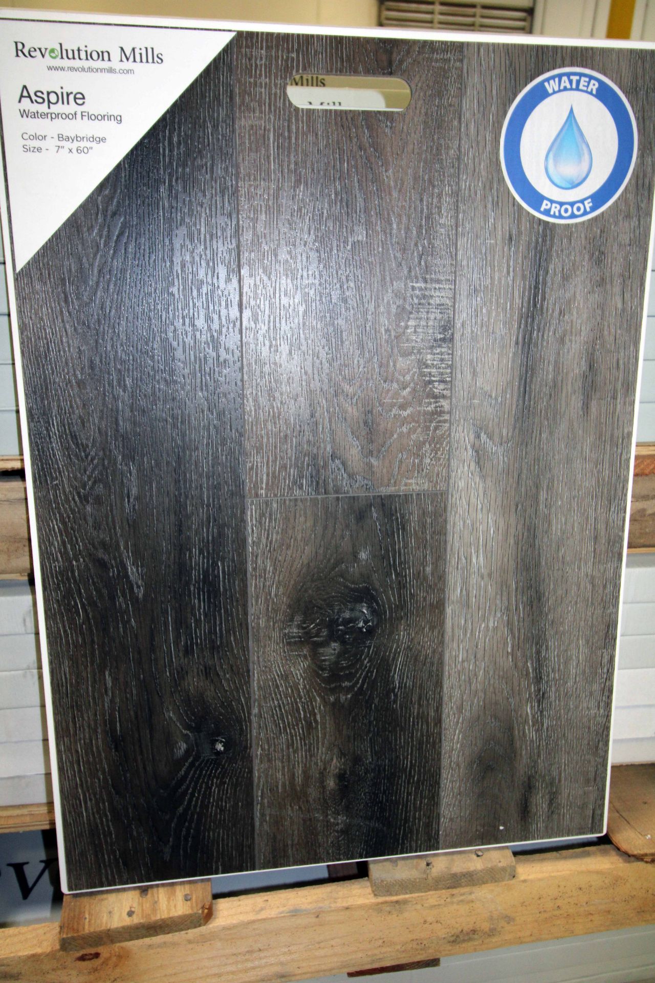 LOT OF LUXURY VINYL PLANK, 183.0mm by 1,530.0mm click SPC, 4.2mm thickness including 0.50mm wear