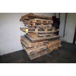 LOT OF WOODEN PALLETS