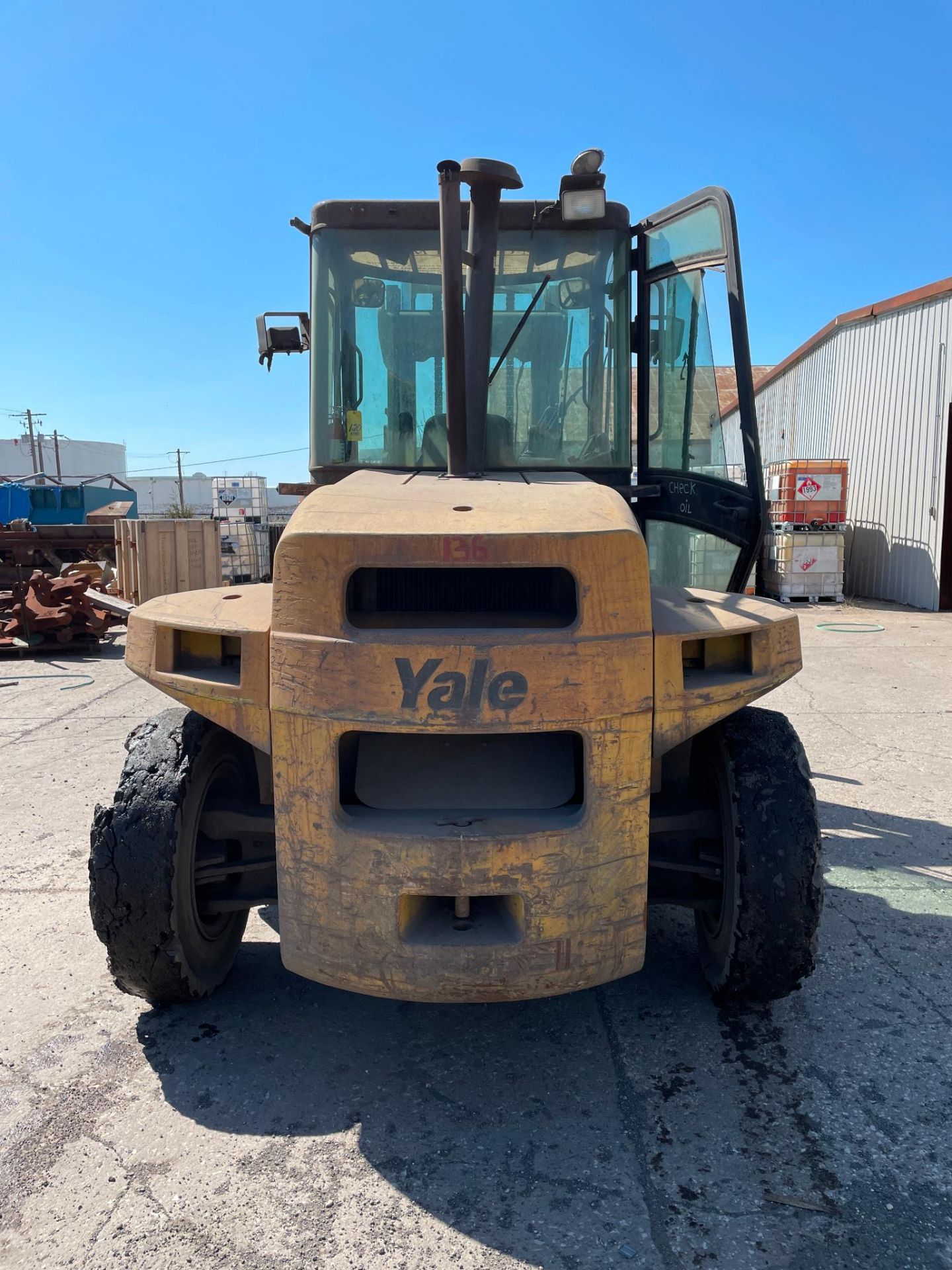 FORKLIFT, YALE 19,050-LB. BASE CAP. MDL. GP240DB, diesel, 13,640-lb. truck weight, 147.6" lift - Image 4 of 8