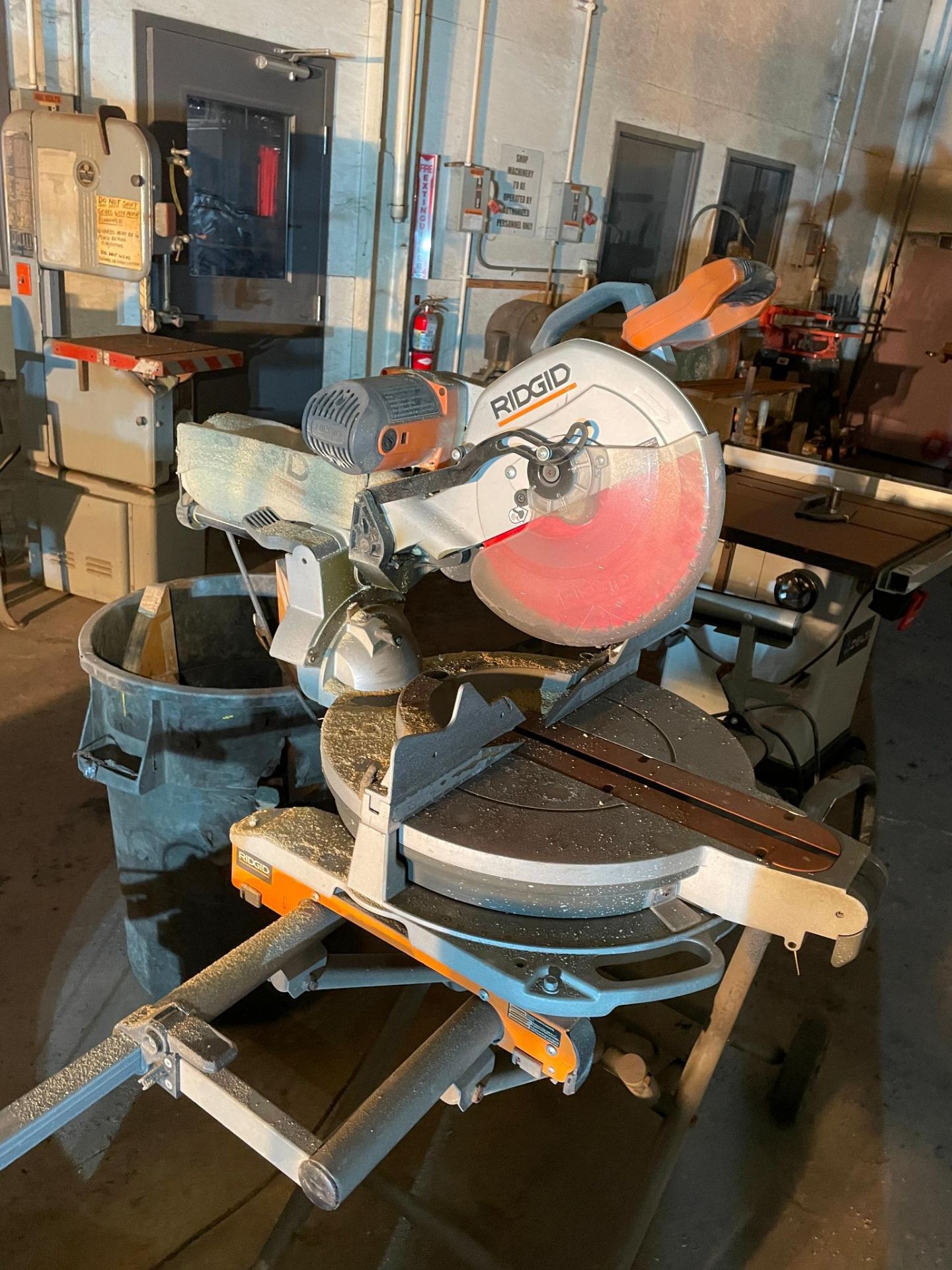 SLIDING COMPOUND MITER SAW, RIDGID, 12" blade, 120 v., 4,000 RPM, w/ shop vac & stand - Image 2 of 2