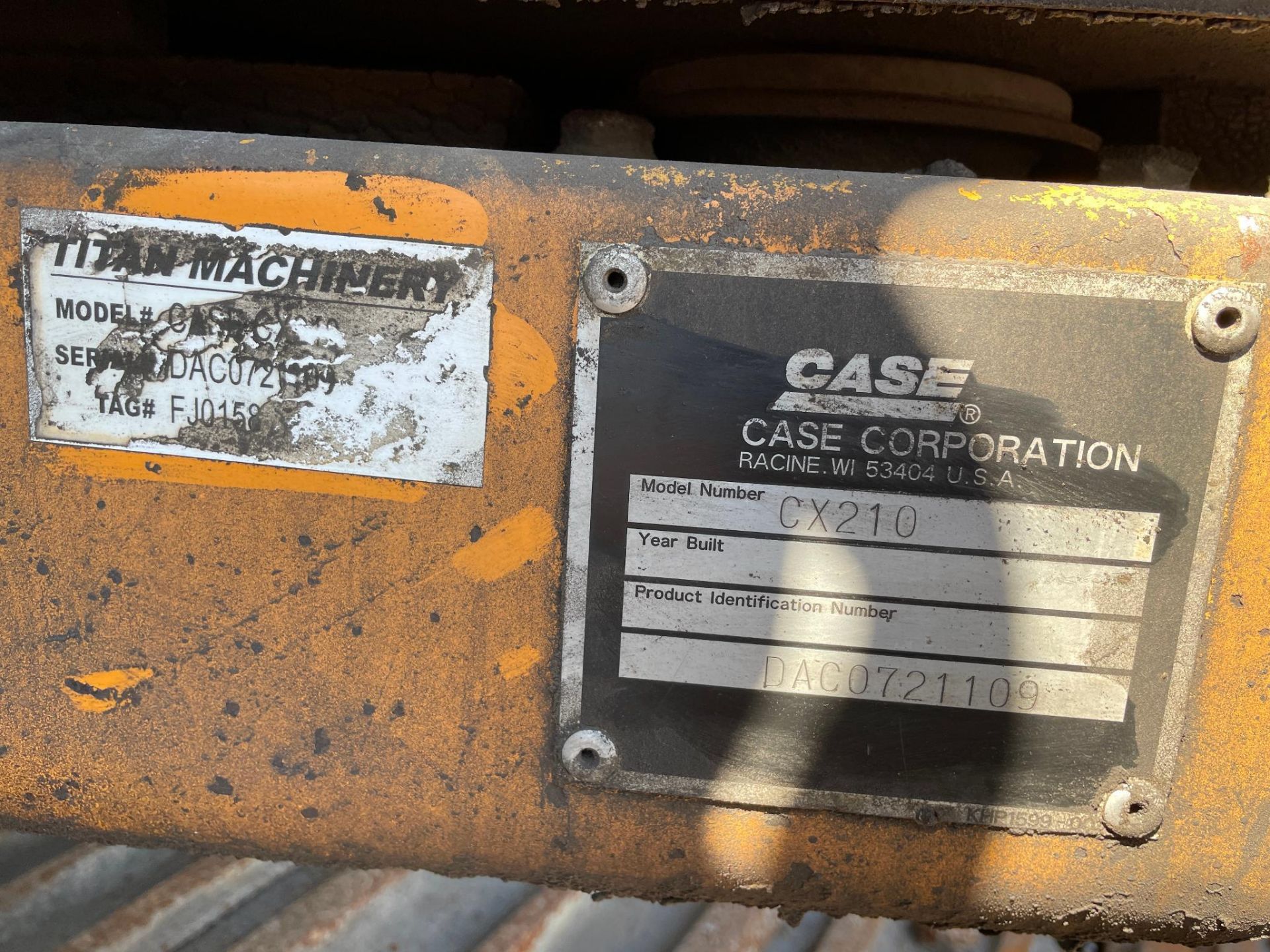 EXCAVATOR, CASE CS210, steel tracked, w/ clamshell grappler, S/N DAC0721109 - Image 6 of 6