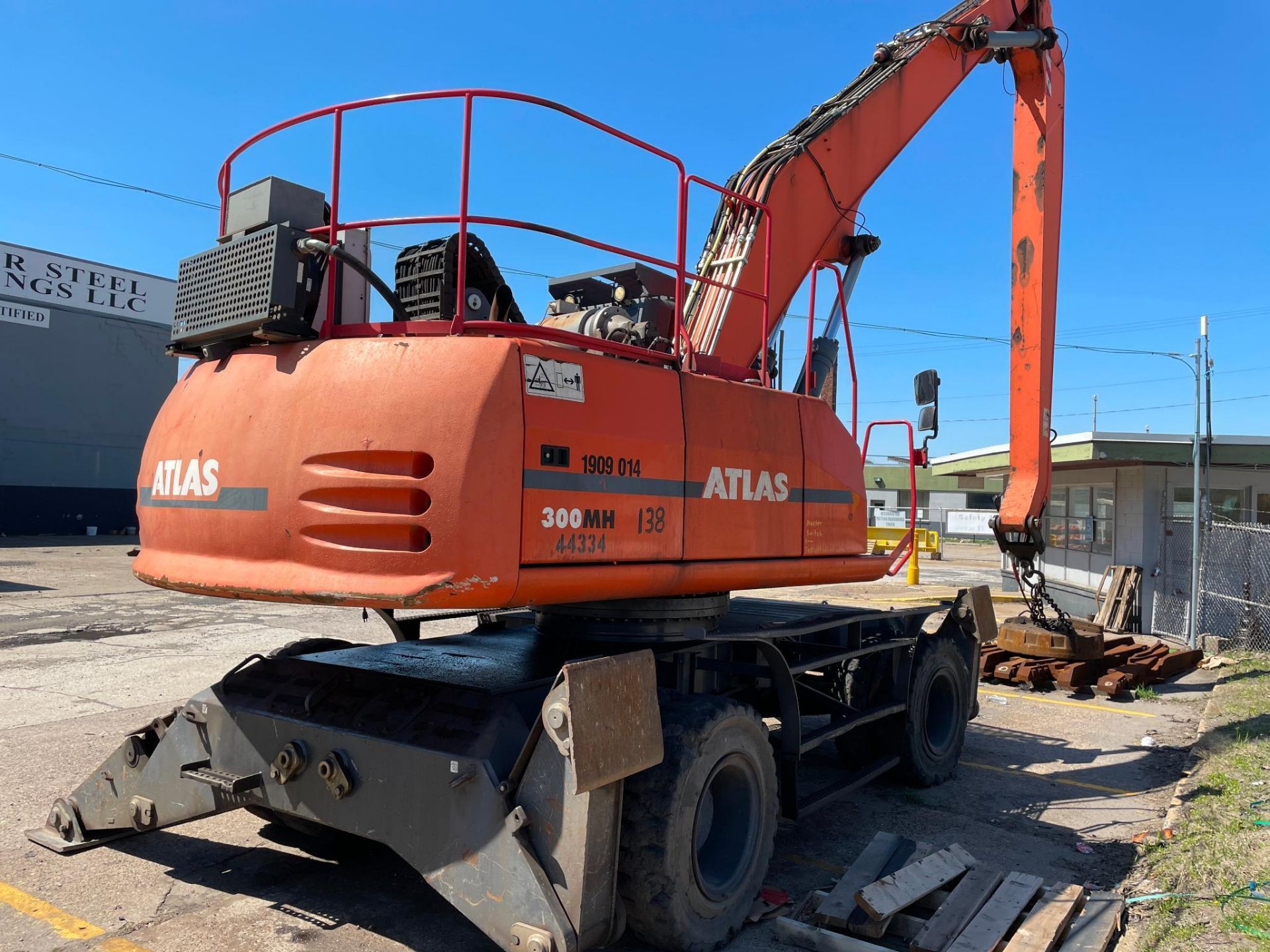 MATERIAL HANDLER W/ MAGNET, ATLAS MDL. 300MH, new 2014, diesel, wheeled, 2,000 -lb. cap., - Image 2 of 5