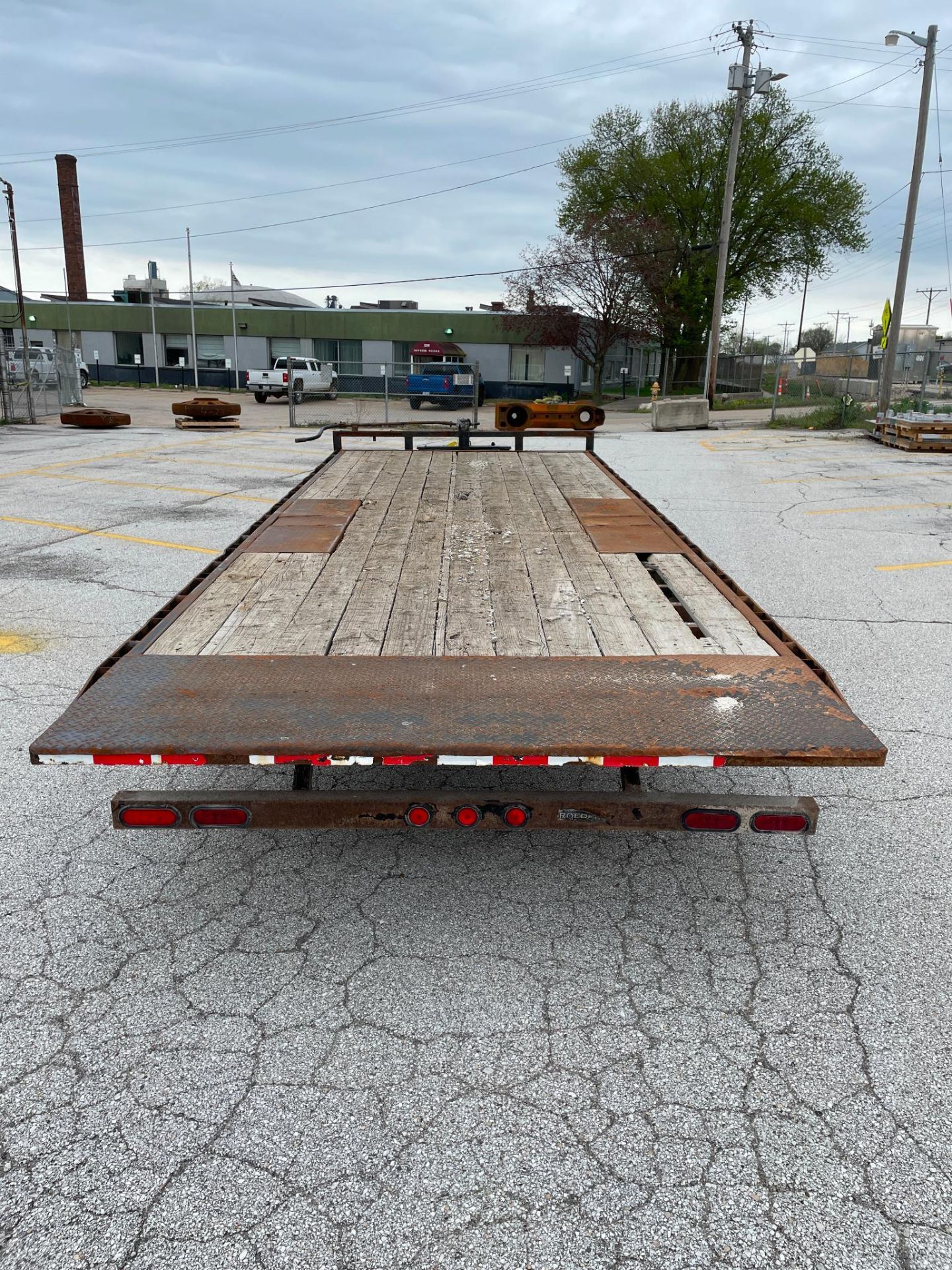 TRAILER, PJ TRAILER MFG. MDL. T8222, 2008,deck over, GVWR 14000, weight 4,300, VIN 4P5T8222481119746 - Image 3 of 6