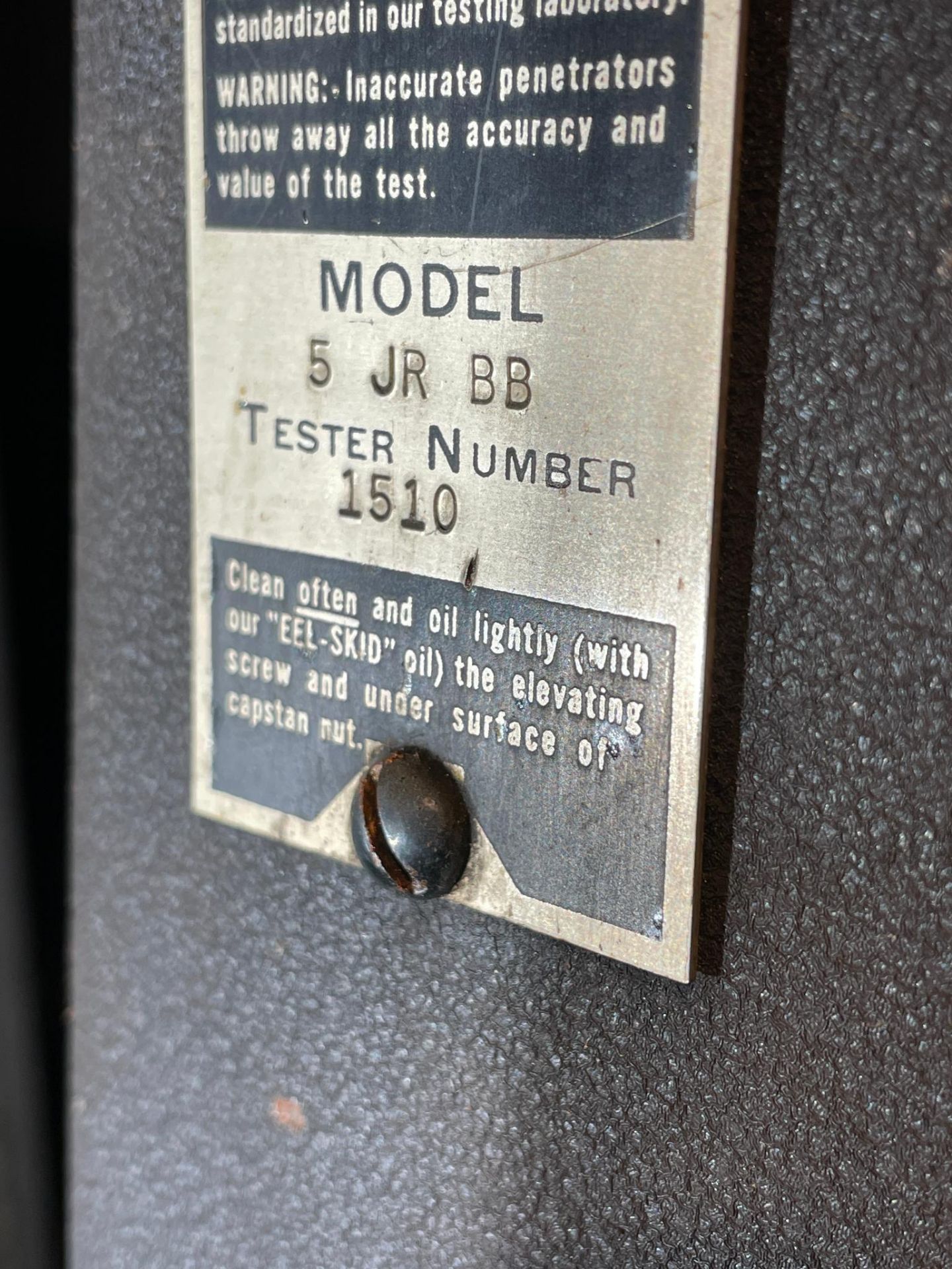 ROCKWELL TYPE HARDNESS TESTER, WILSON MDL. 5JRBB, S/N 1510 - Image 3 of 6