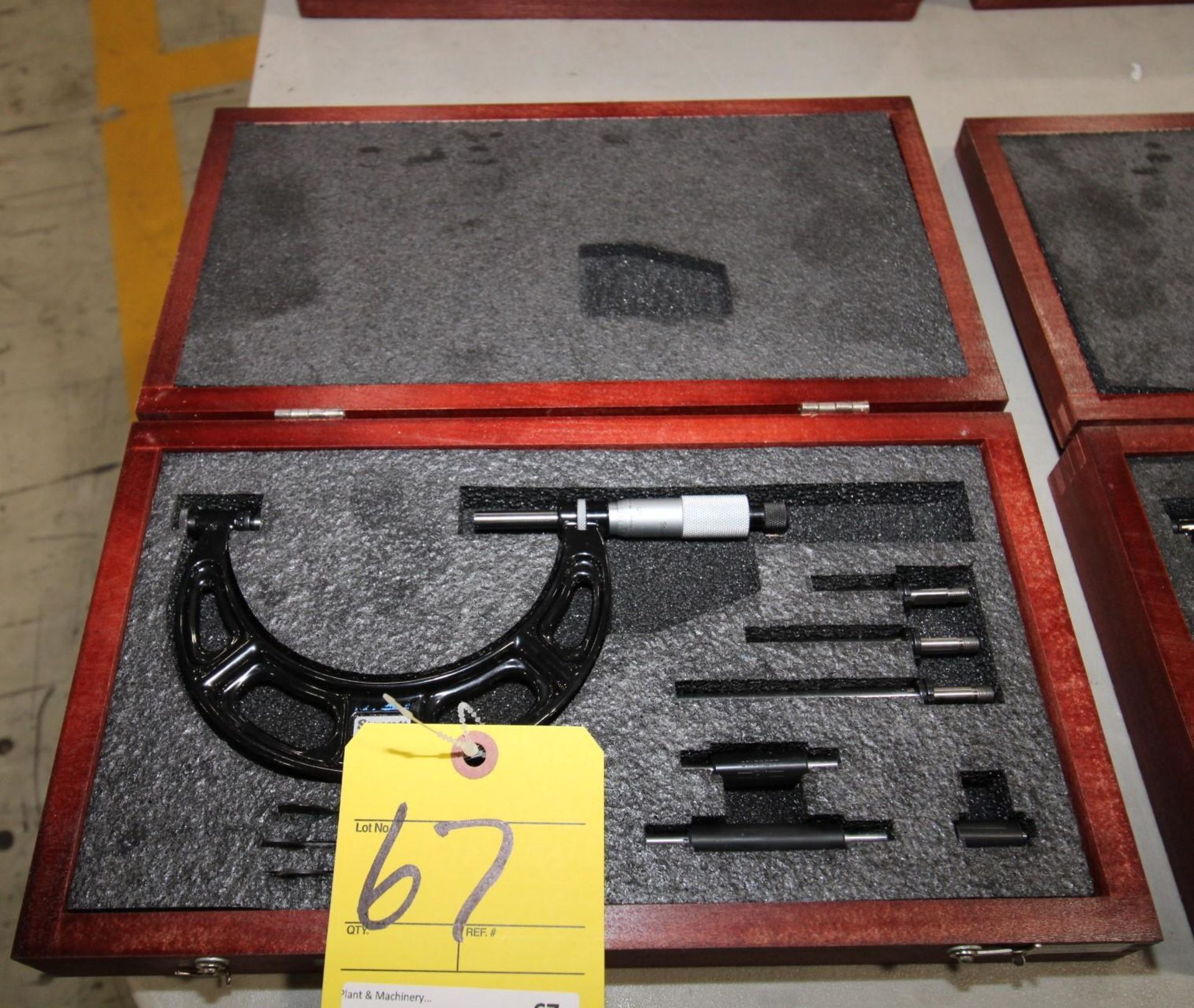 OUTSIDE MICROMETER, STARRETT MDL. 224 AARLZ SERIES, 0 to 4" range, Interchangeable-Anvil micrometer,