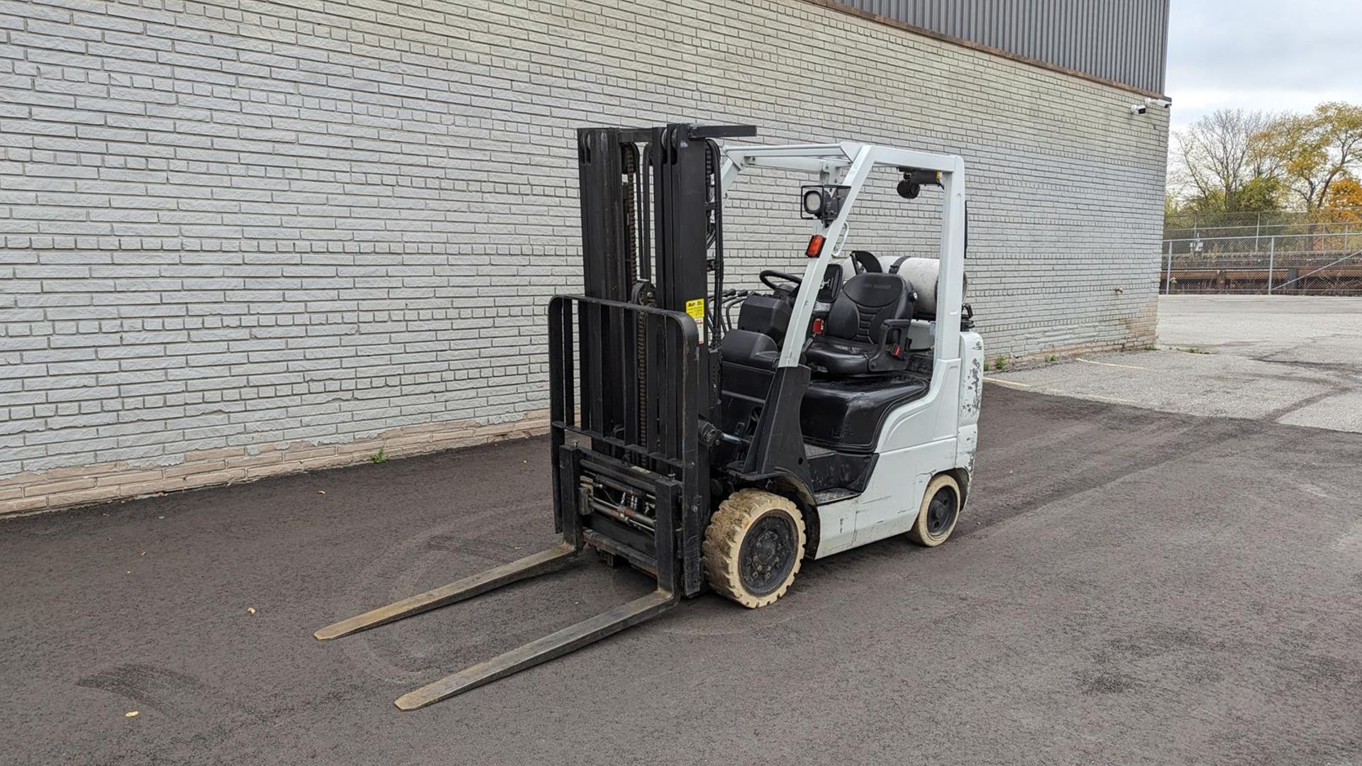 2018, UNICARRIERS, MCP1F2A25LV, 4,400 LBS., 3 STAGE, LPG FORKLIFT, SIDESHIFT