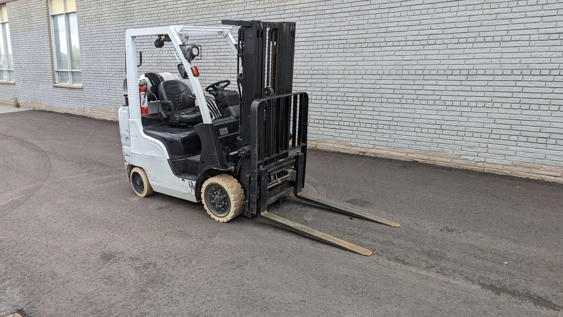 2018, UNICARRIERS, MCP1F2A25LV, 4,400 LBS., 3 STAGE, LPG FORKLIFT, SIDESHIFT - Image 7 of 17