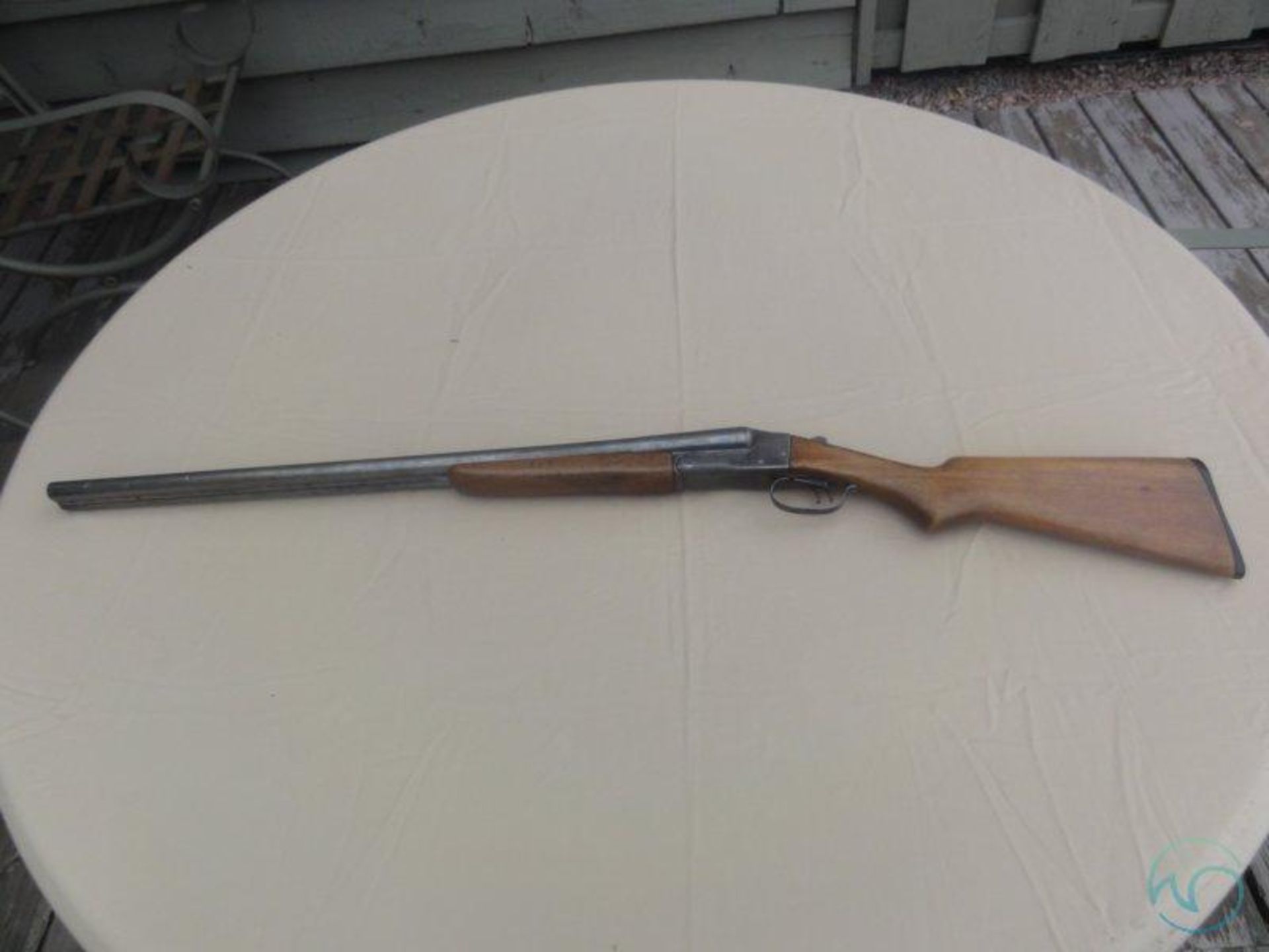 Springfield Arms Company 16 Gauge Shot Gun - Image 2 of 10