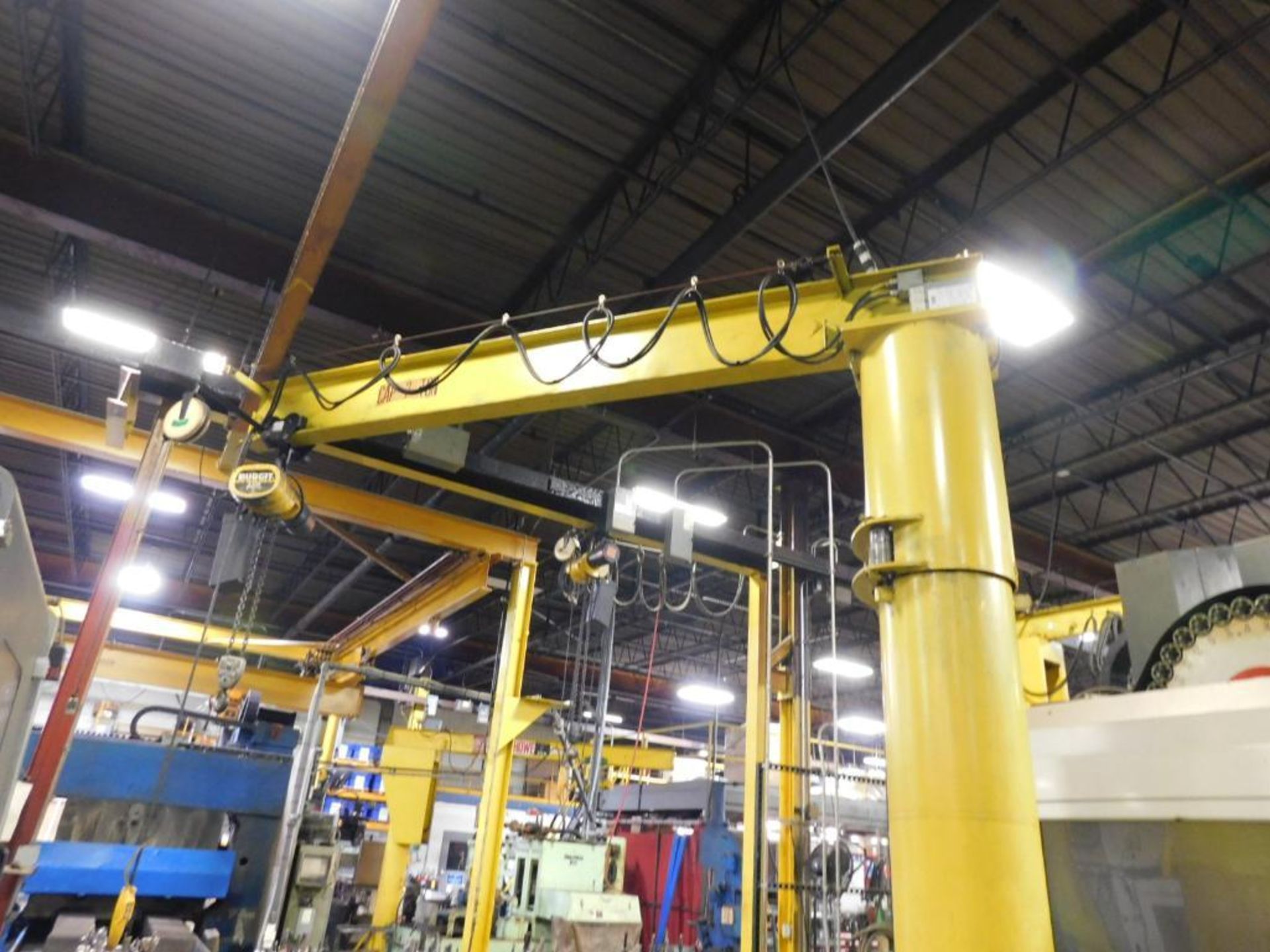 2-Ton Free Standing 360° Jib Crane w/2-Ton Budgit Chain Hoist - Image 2 of 3