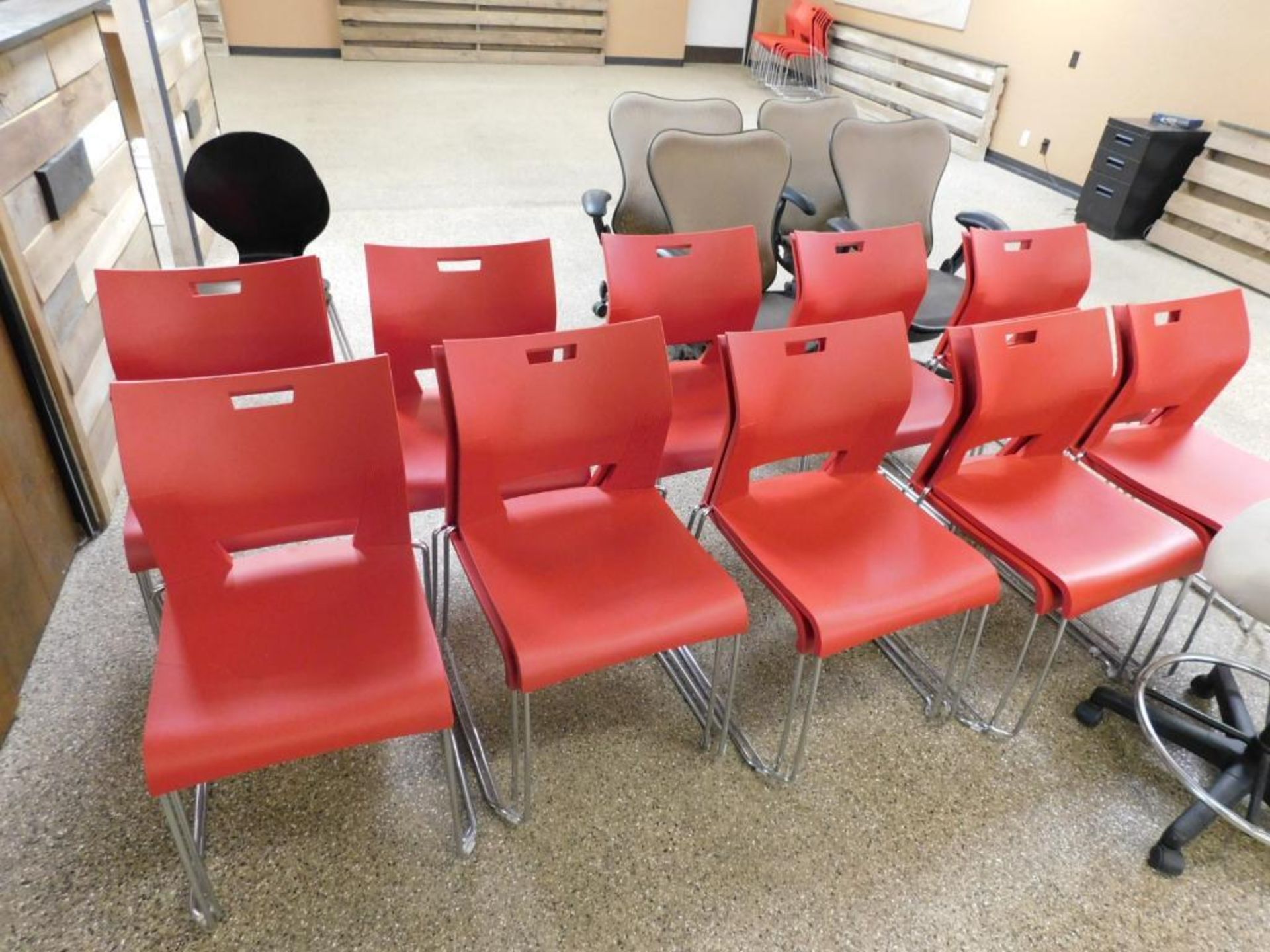 LOT: Contents of Upstairs Office: (8) Adjustable Height Rolling Tables, (28) Red Stackable Chairs, ( - Image 5 of 6