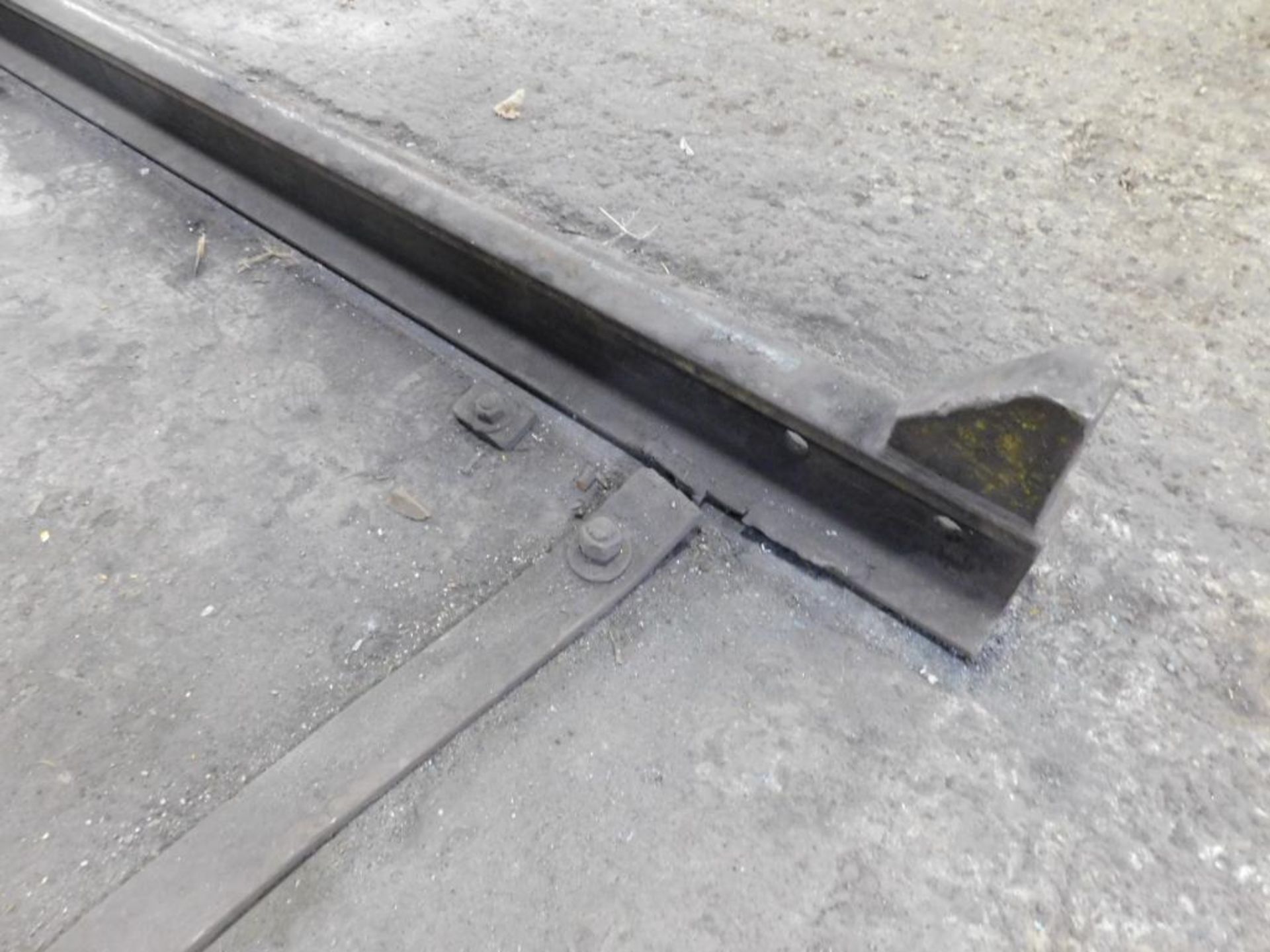 100" x 88" Heavy Duty Rail Cart on Approx. 30' Track (Bolted to Floor) (DELAYED REMOVAL, CONTACT SIT - Image 4 of 6