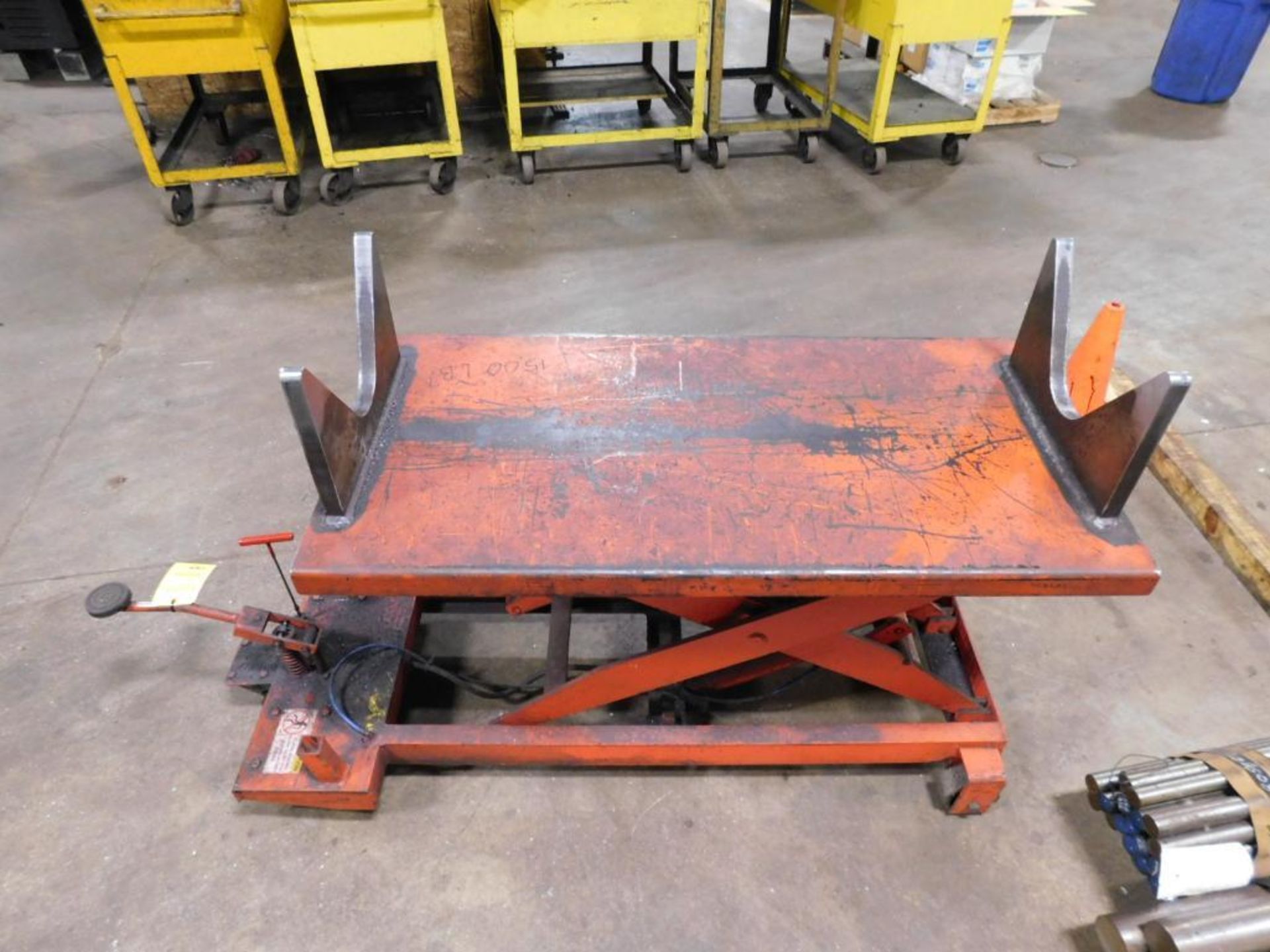 48" x 24" 1,500 Lb. Hydraulic Lift Table - Image 3 of 3