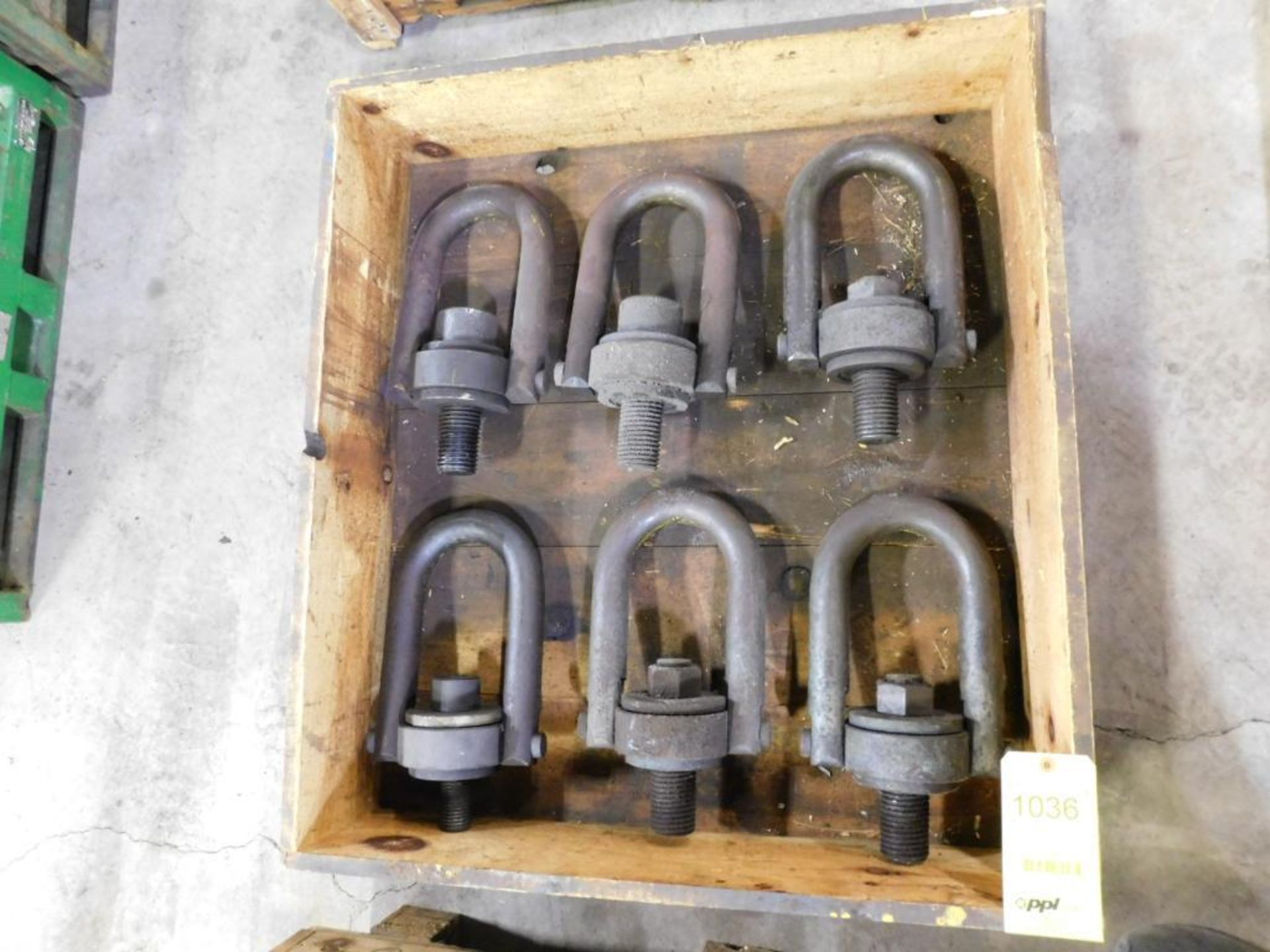 LOT: (6) Swivel Hoist Rings