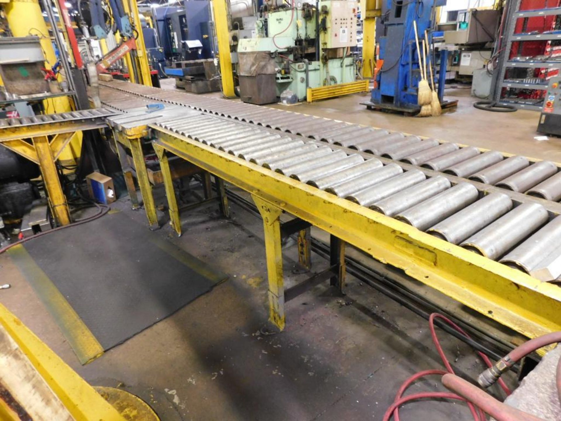 Approx. 160' x 14" Roller Conveyor (NO CONTENTS) (DELAYED REMOVAL, CONTACT SITE MANAGER) - Image 3 of 9
